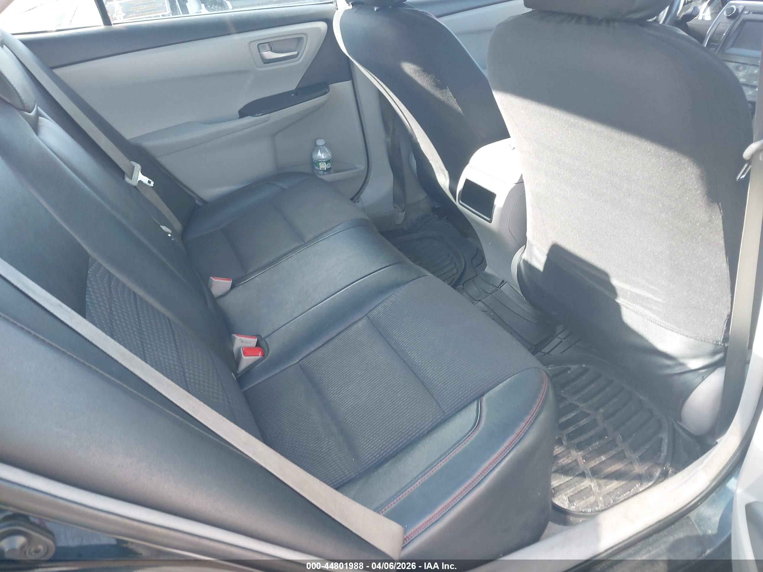 TOYOTA CAMRY image 8