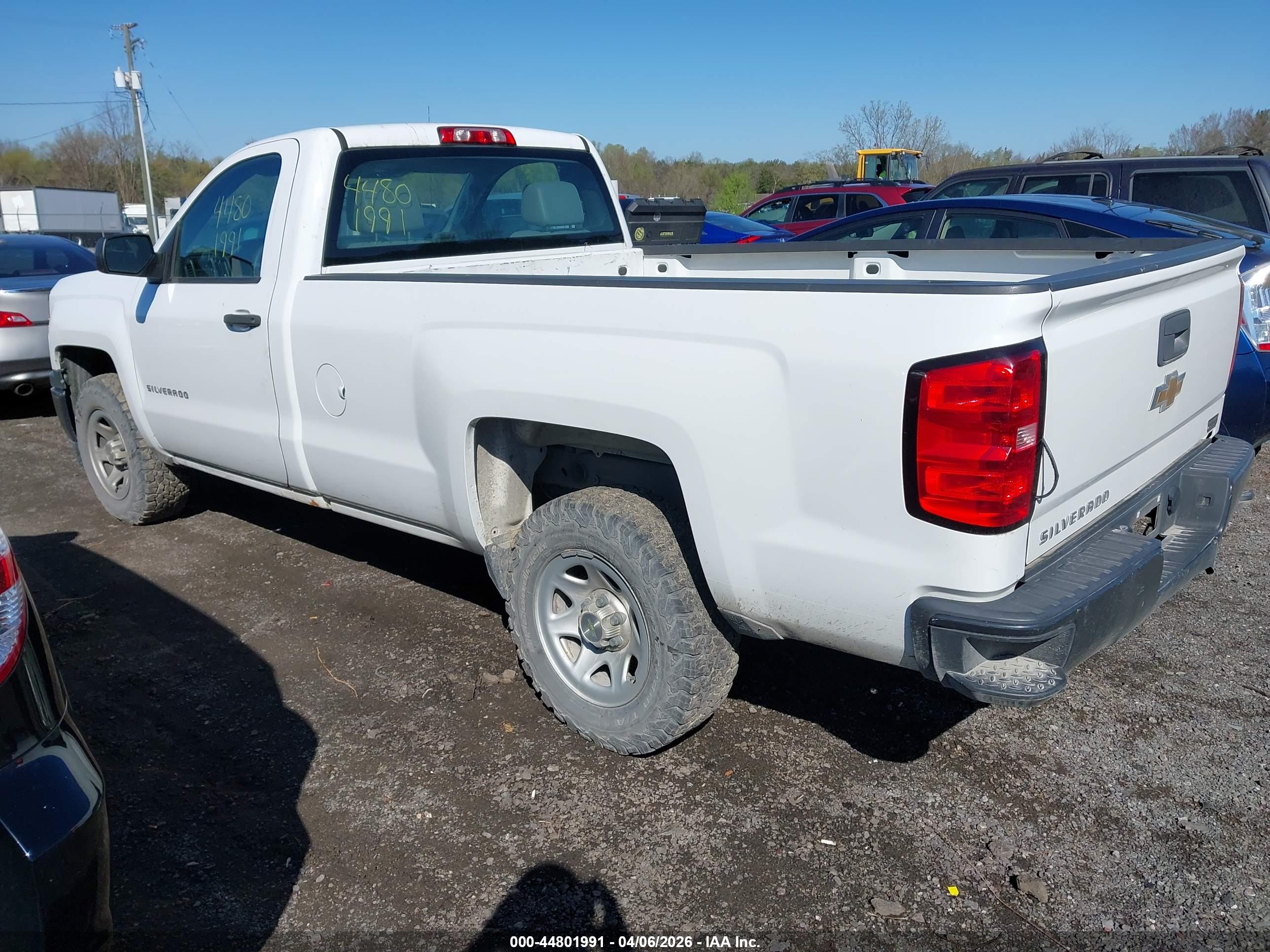 CHEVROLET SILVERADO image 3