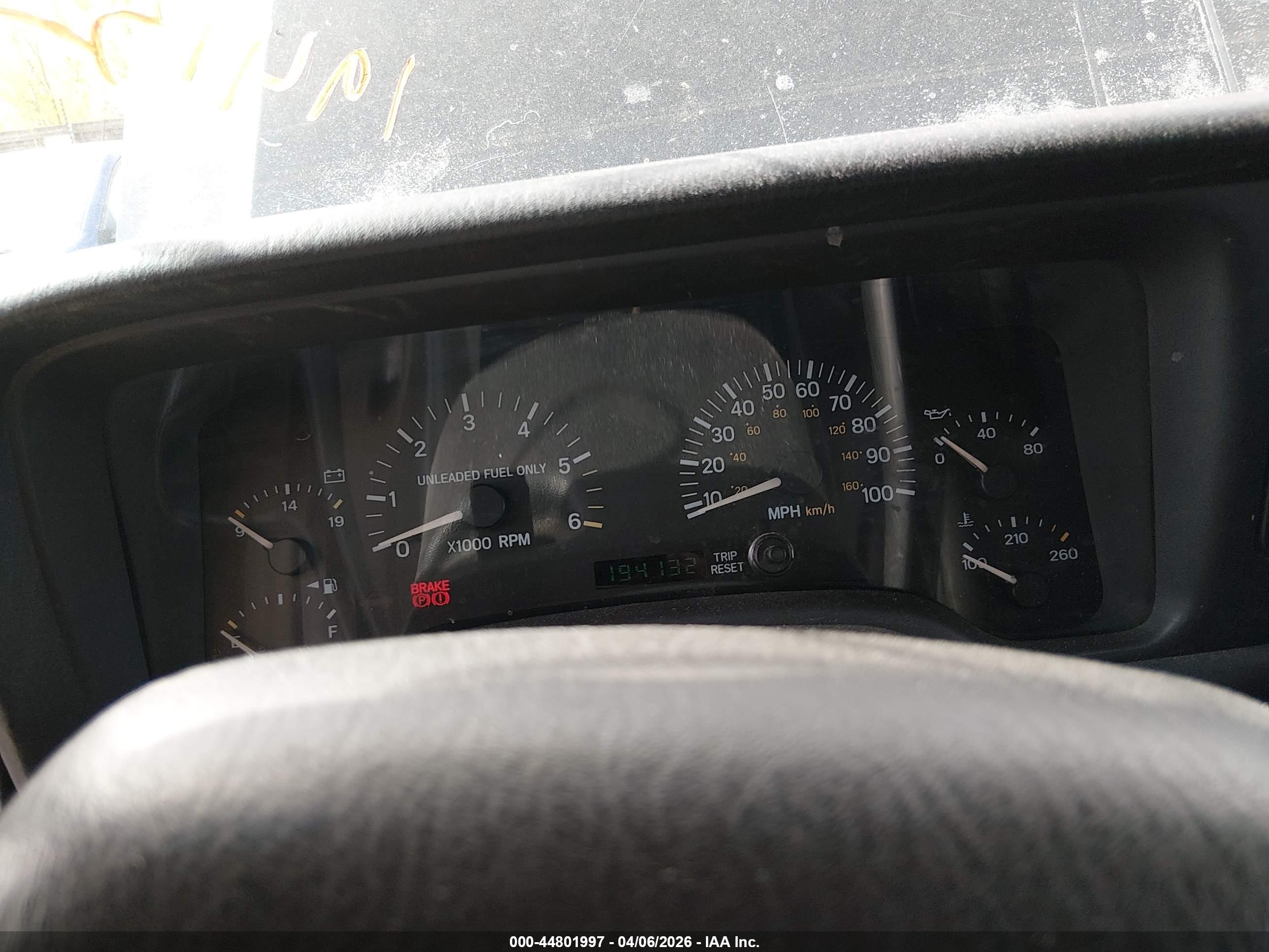 JEEP CHEROKEE image 7
