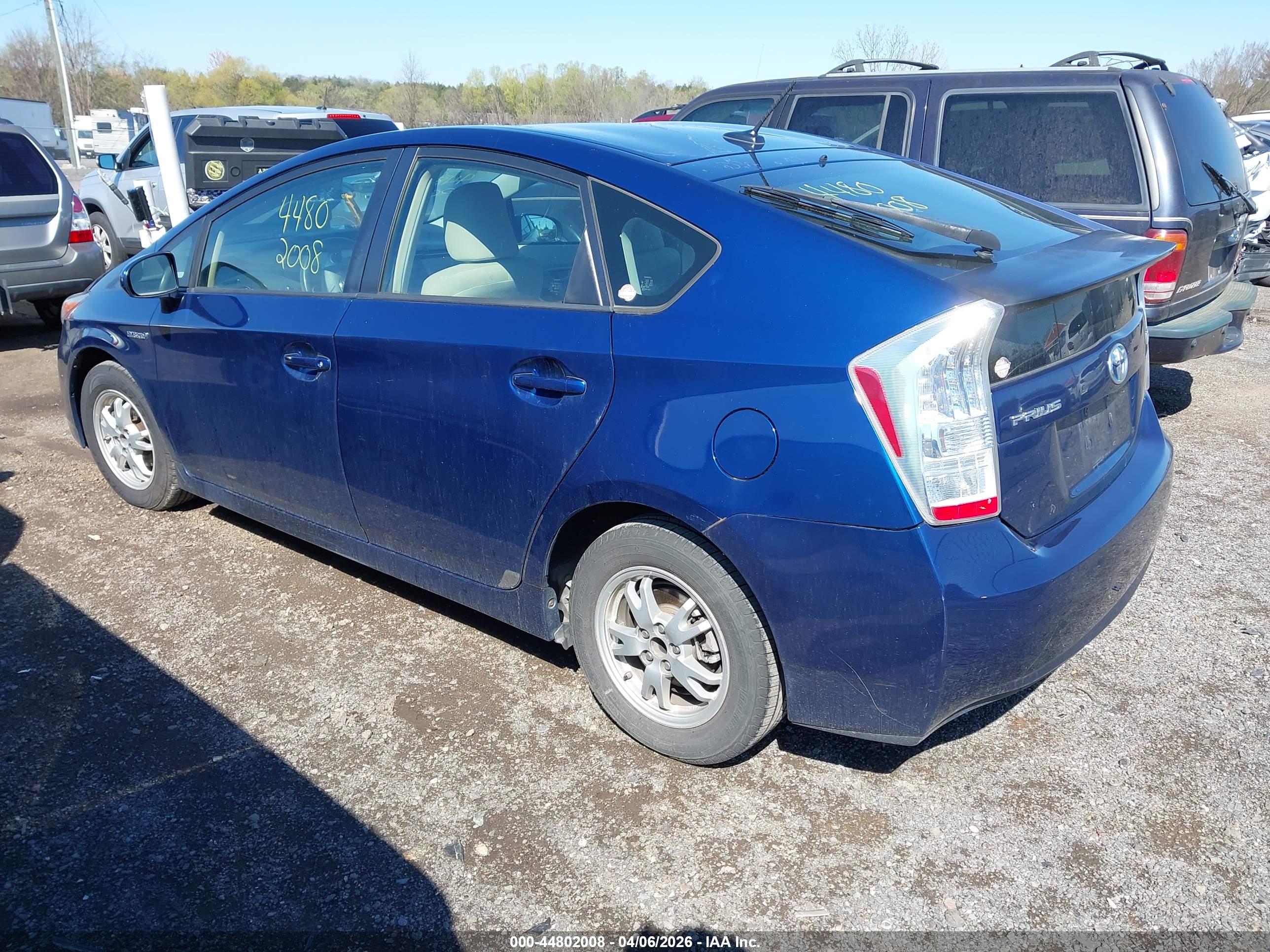 TOYOTA PRIUS image 3