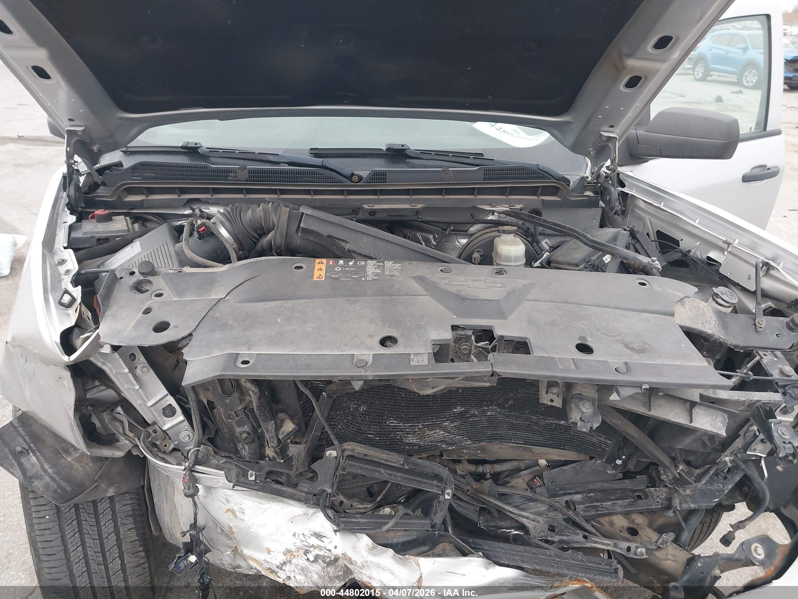 CHEVROLET SILVERADO image 10