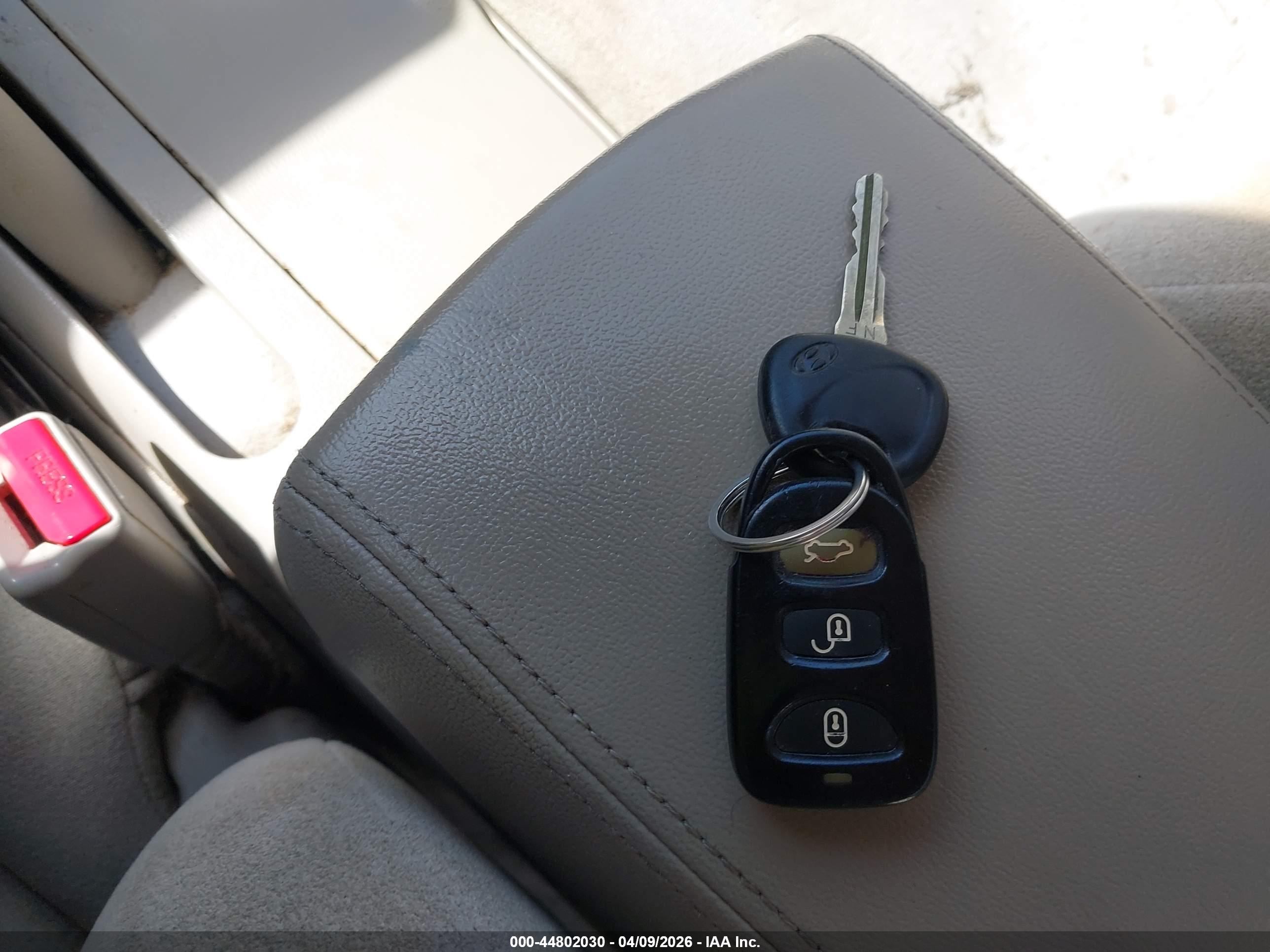HYUNDAI SONATA image 11