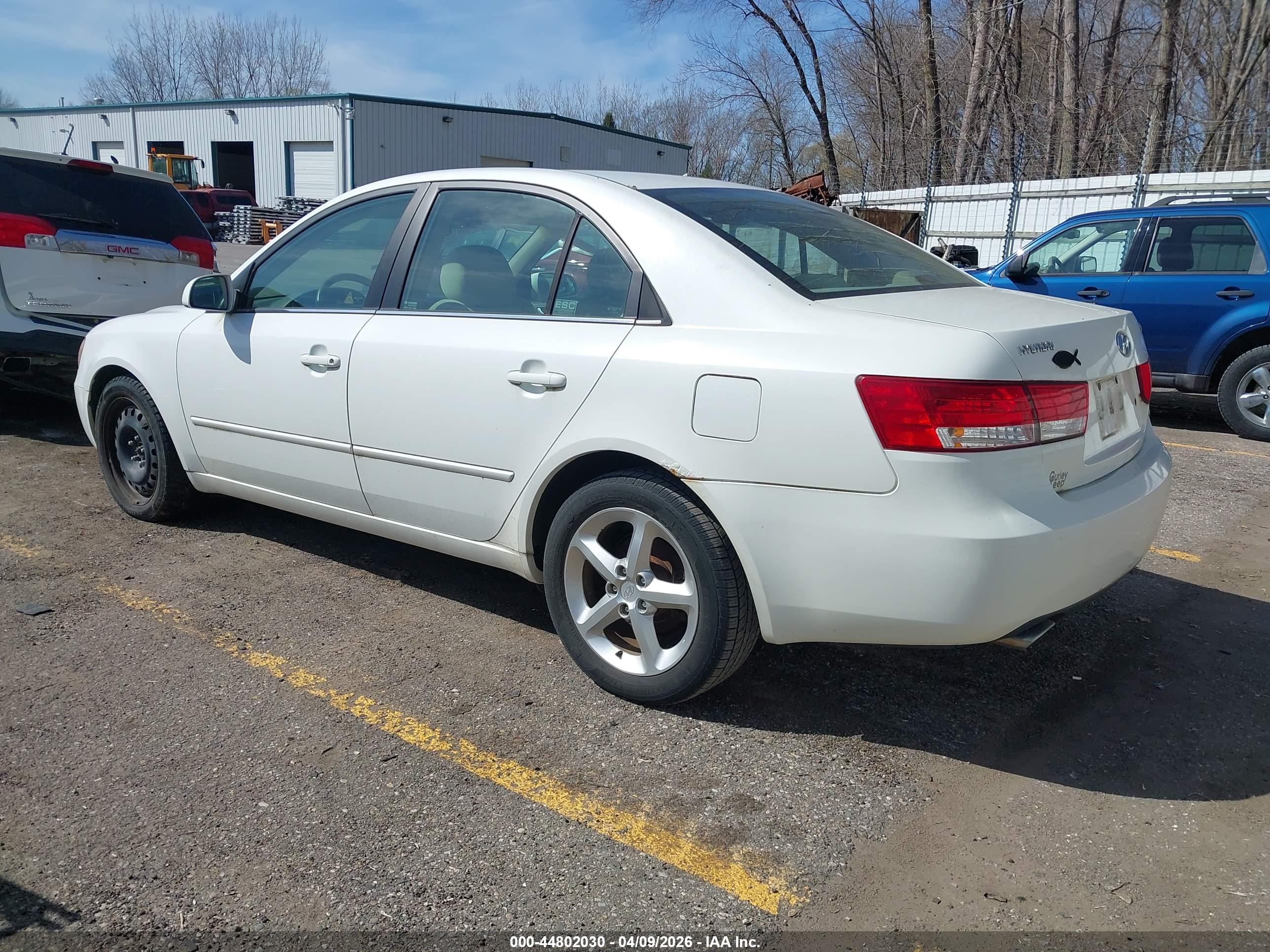 HYUNDAI SONATA image 3