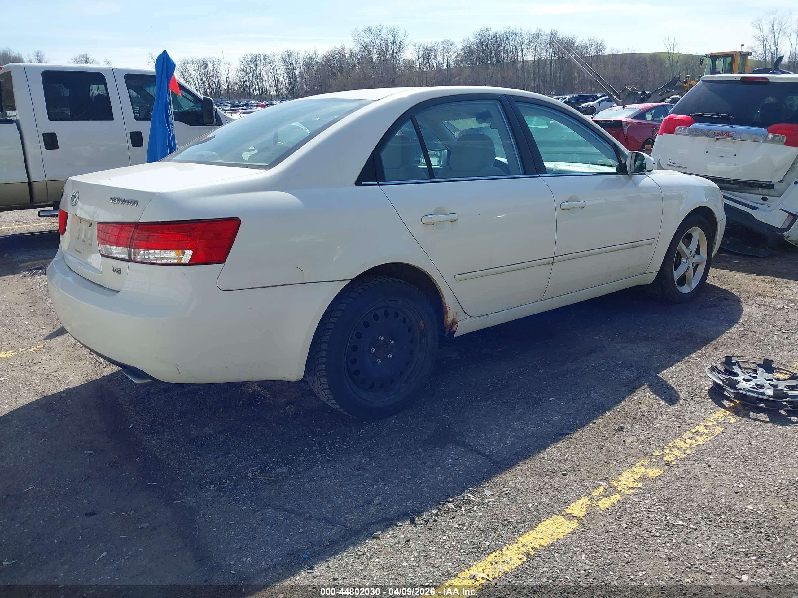 HYUNDAI SONATA image 4