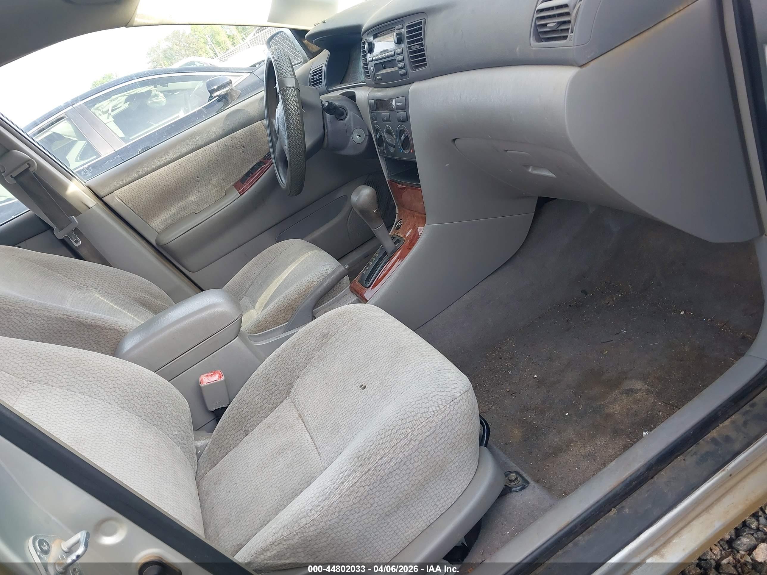 TOYOTA COROLLA image 5