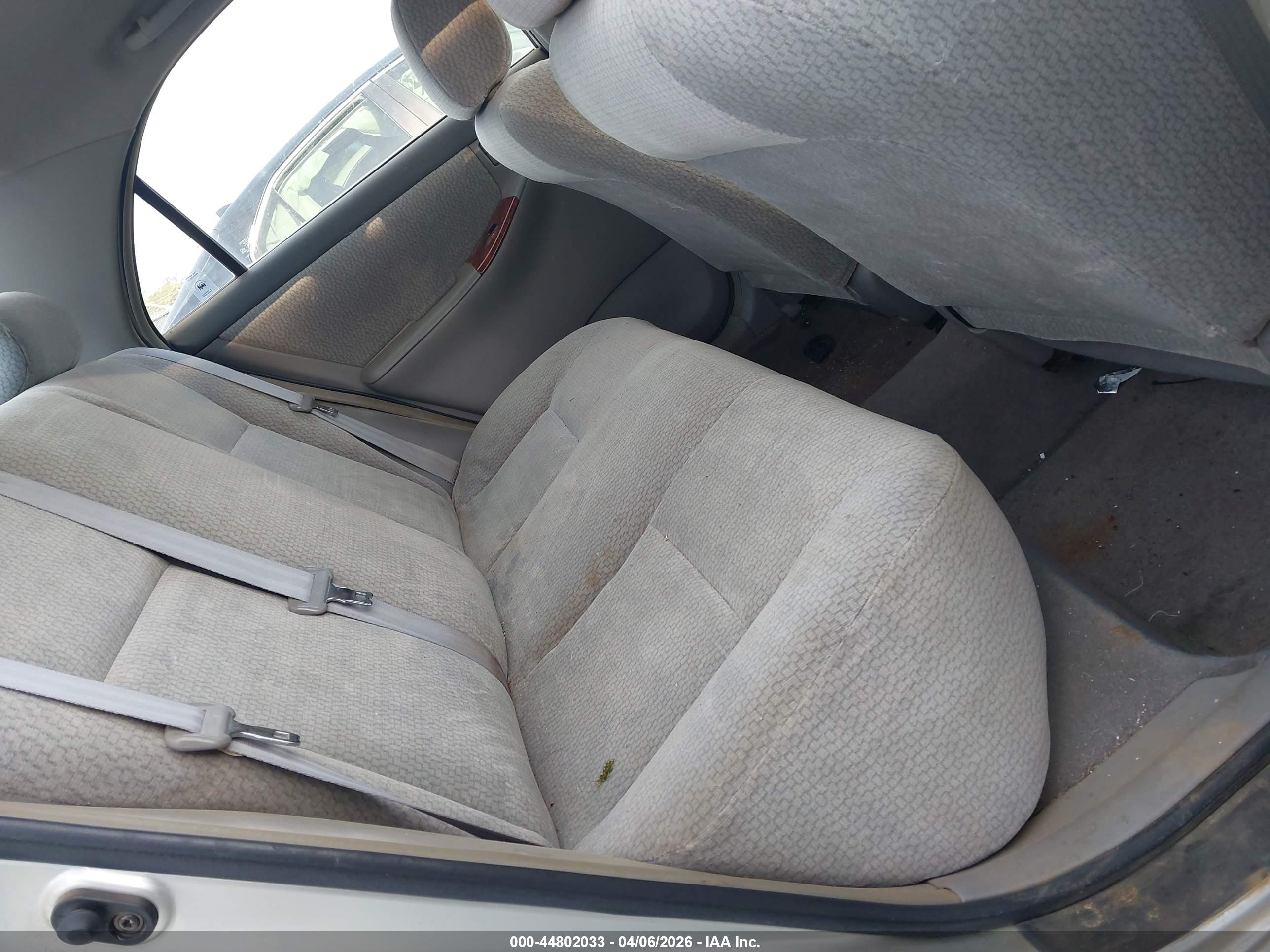 TOYOTA COROLLA image 8