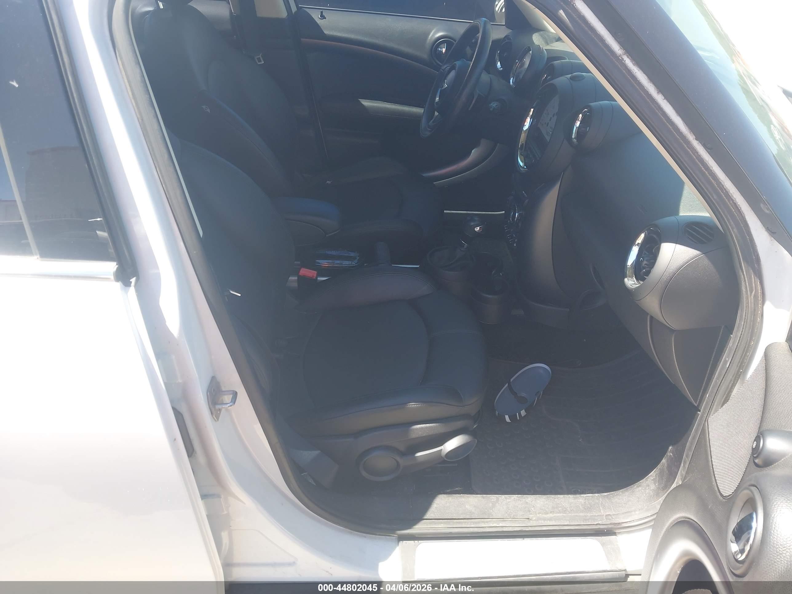 MINI COUNTRYMAN image 5