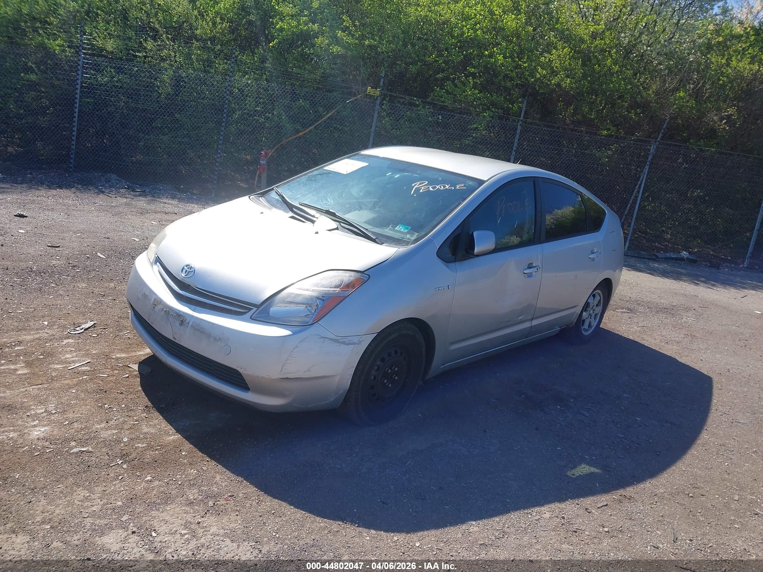 TOYOTA PRIUS image 2