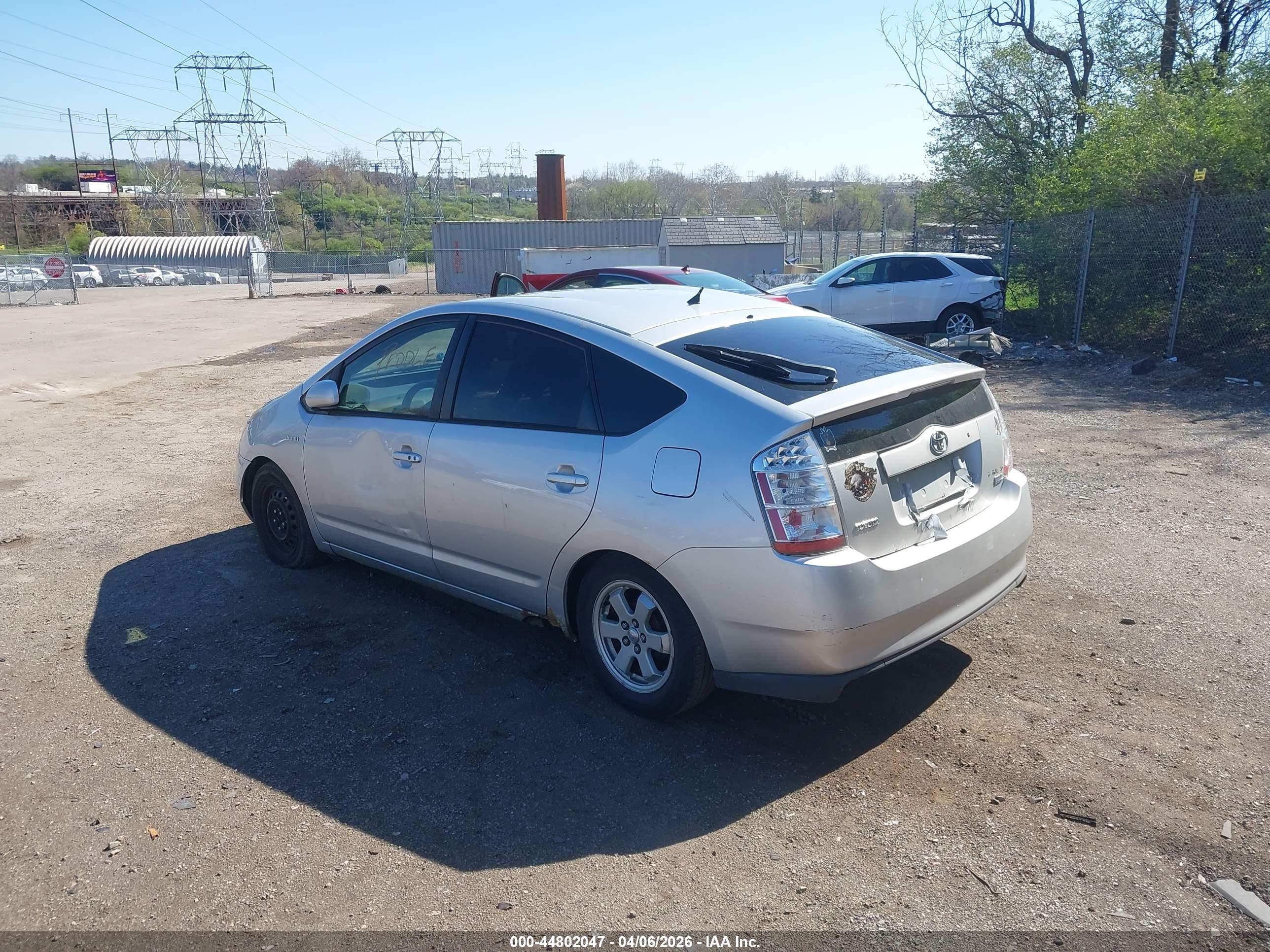TOYOTA PRIUS image 3