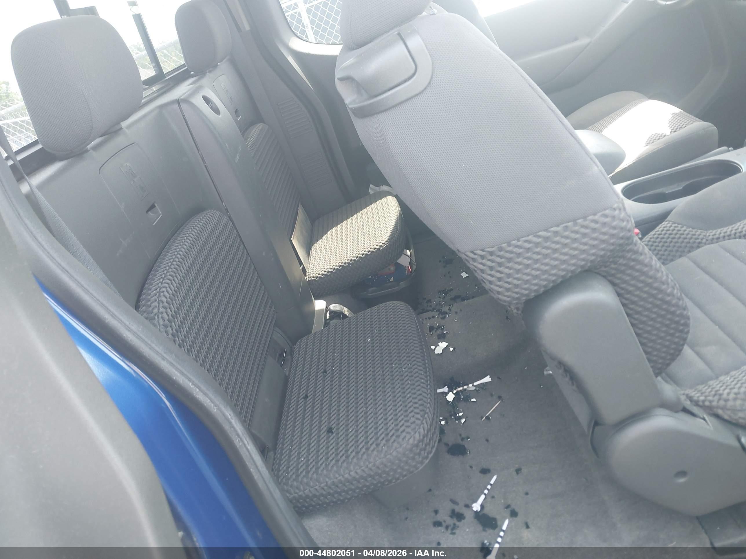 NISSAN FRONTIER image 8
