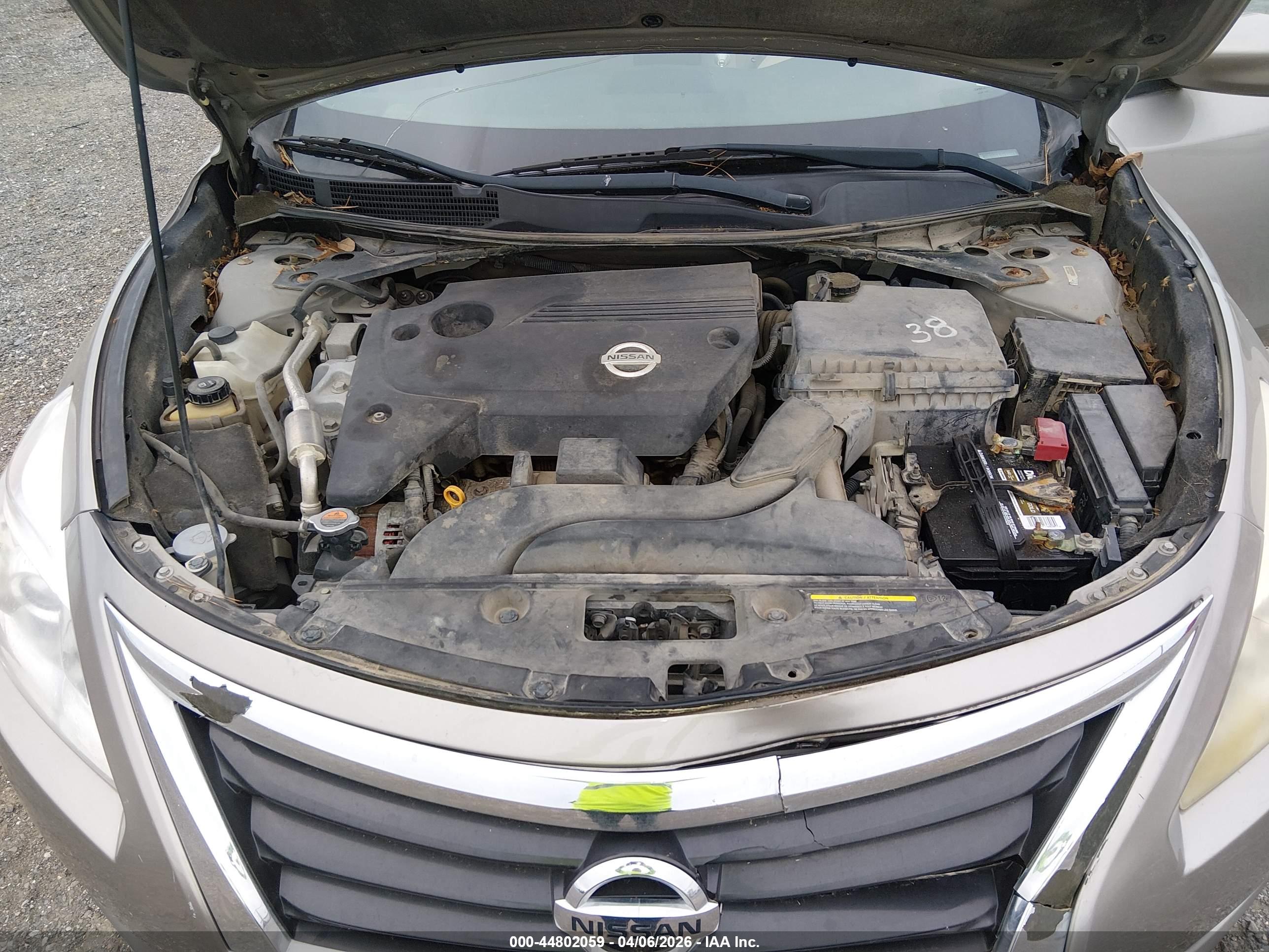 NISSAN ALTIMA image 10