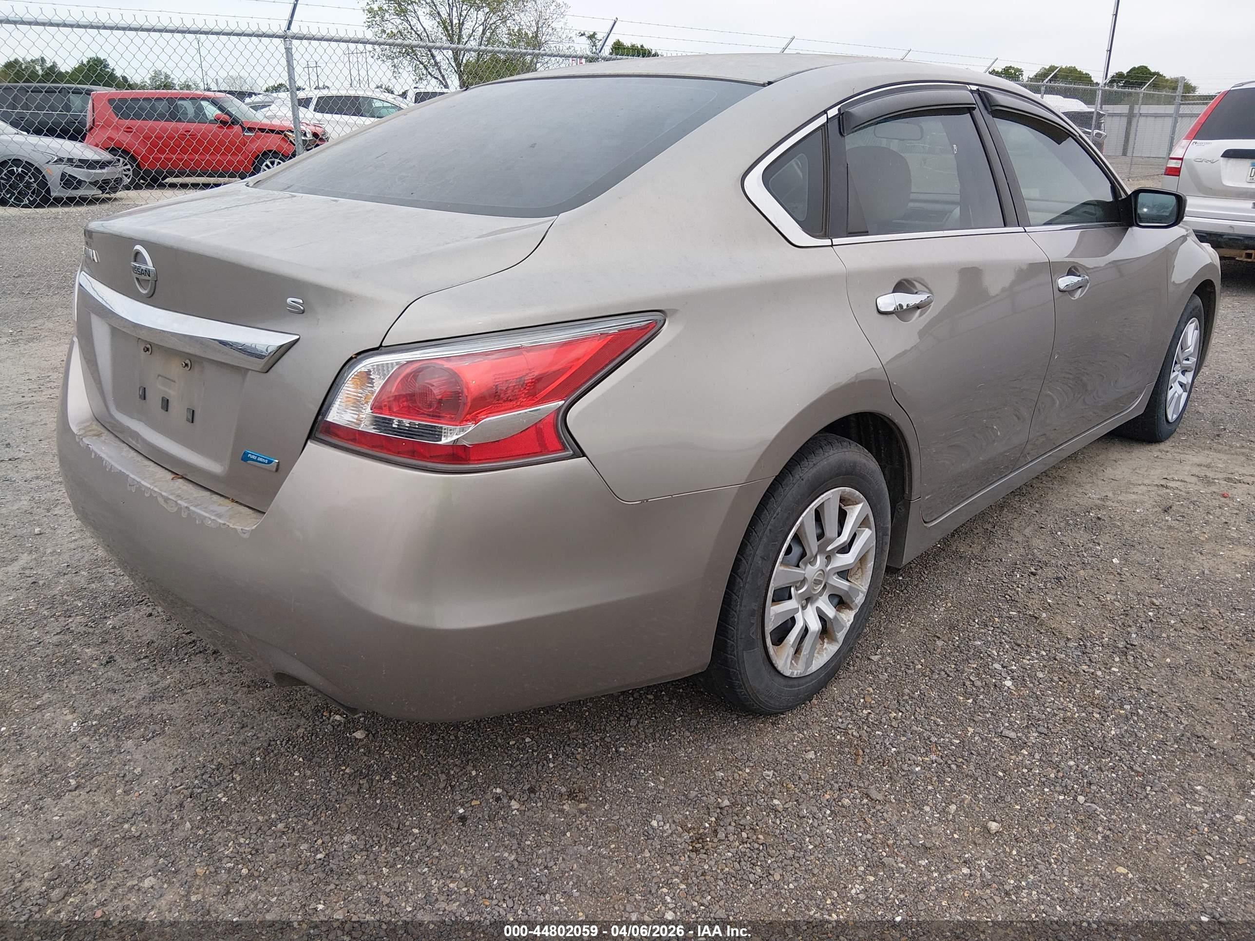 NISSAN ALTIMA image 4