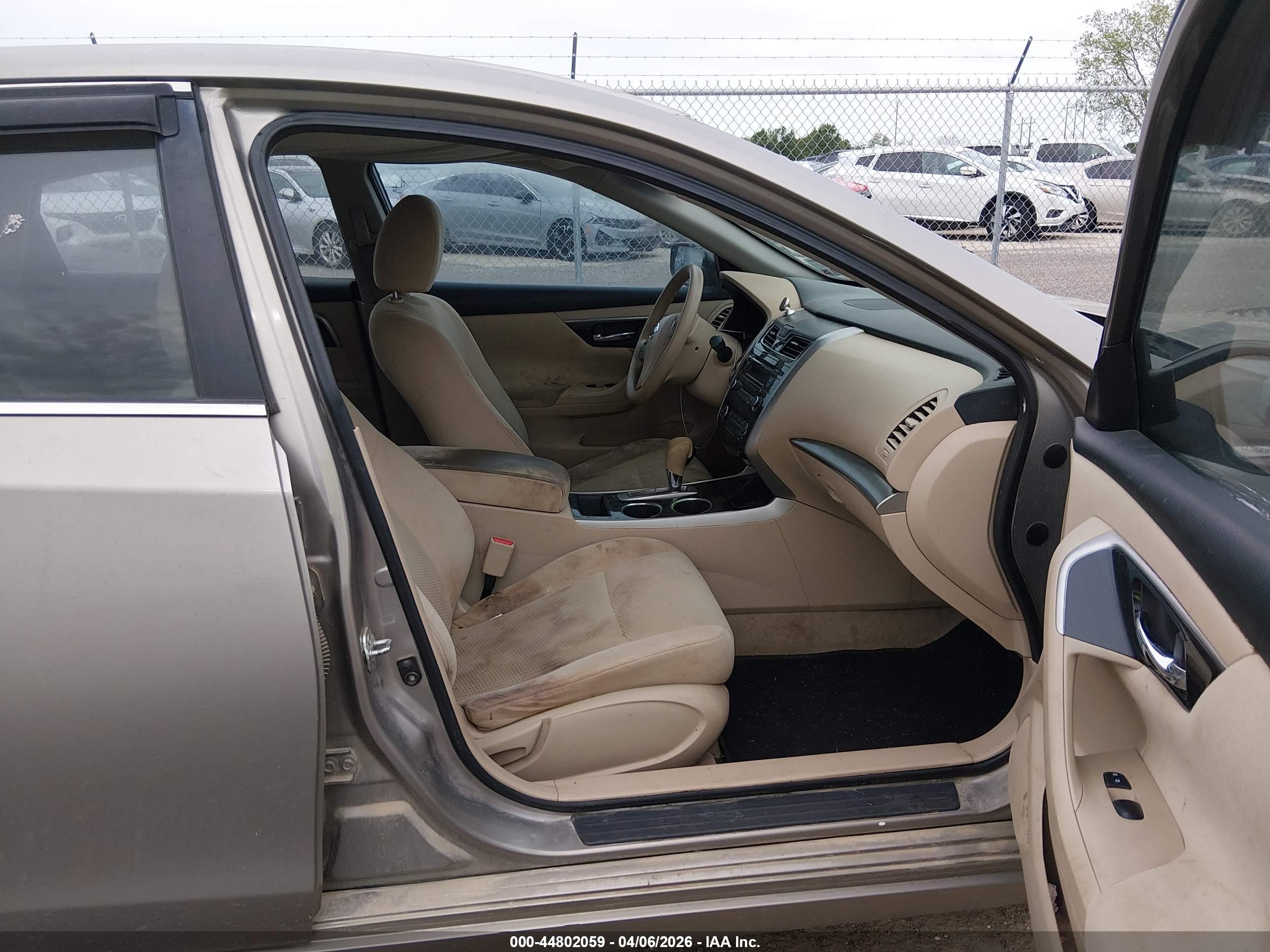 NISSAN ALTIMA image 5