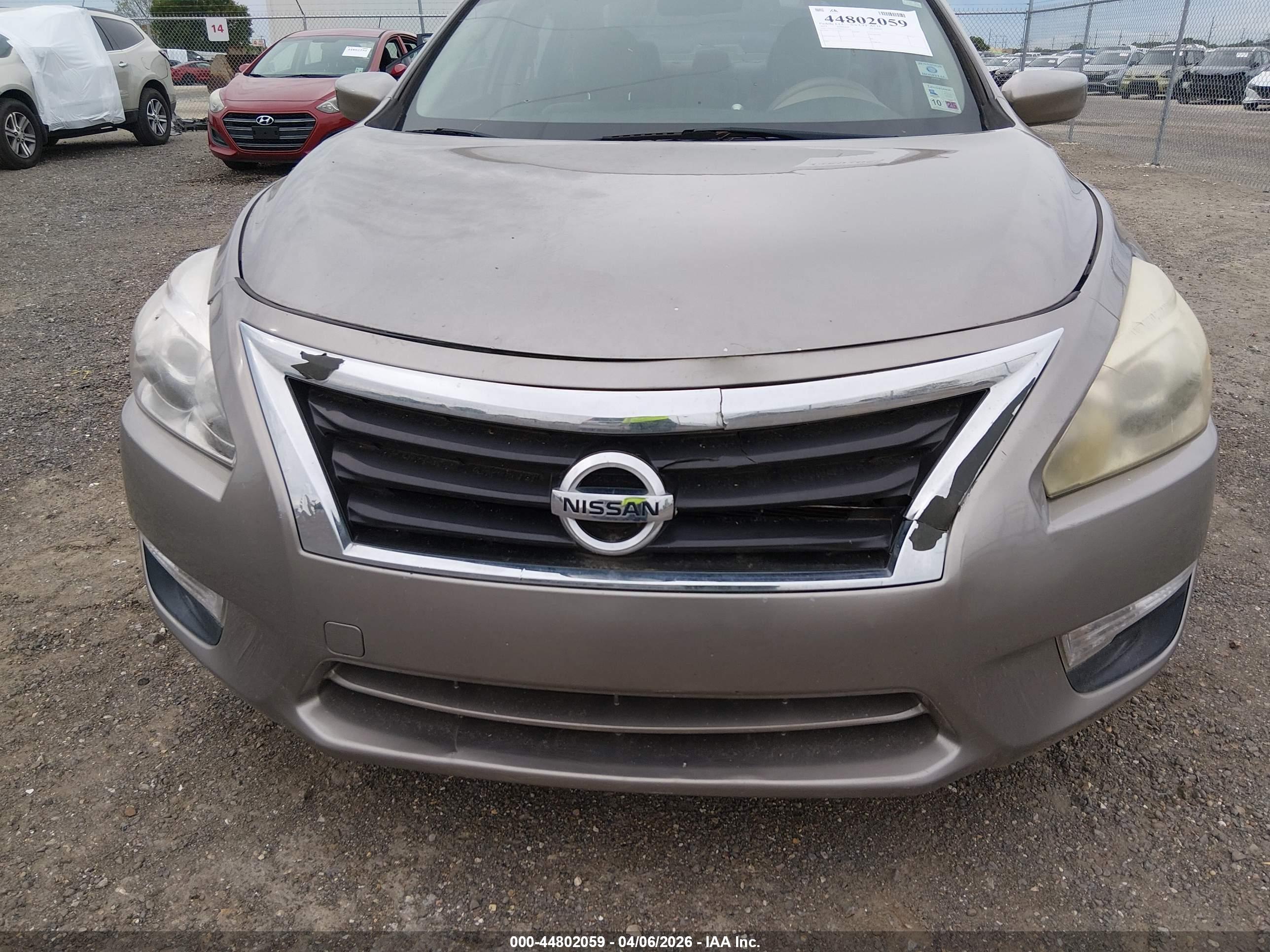 NISSAN ALTIMA image 6