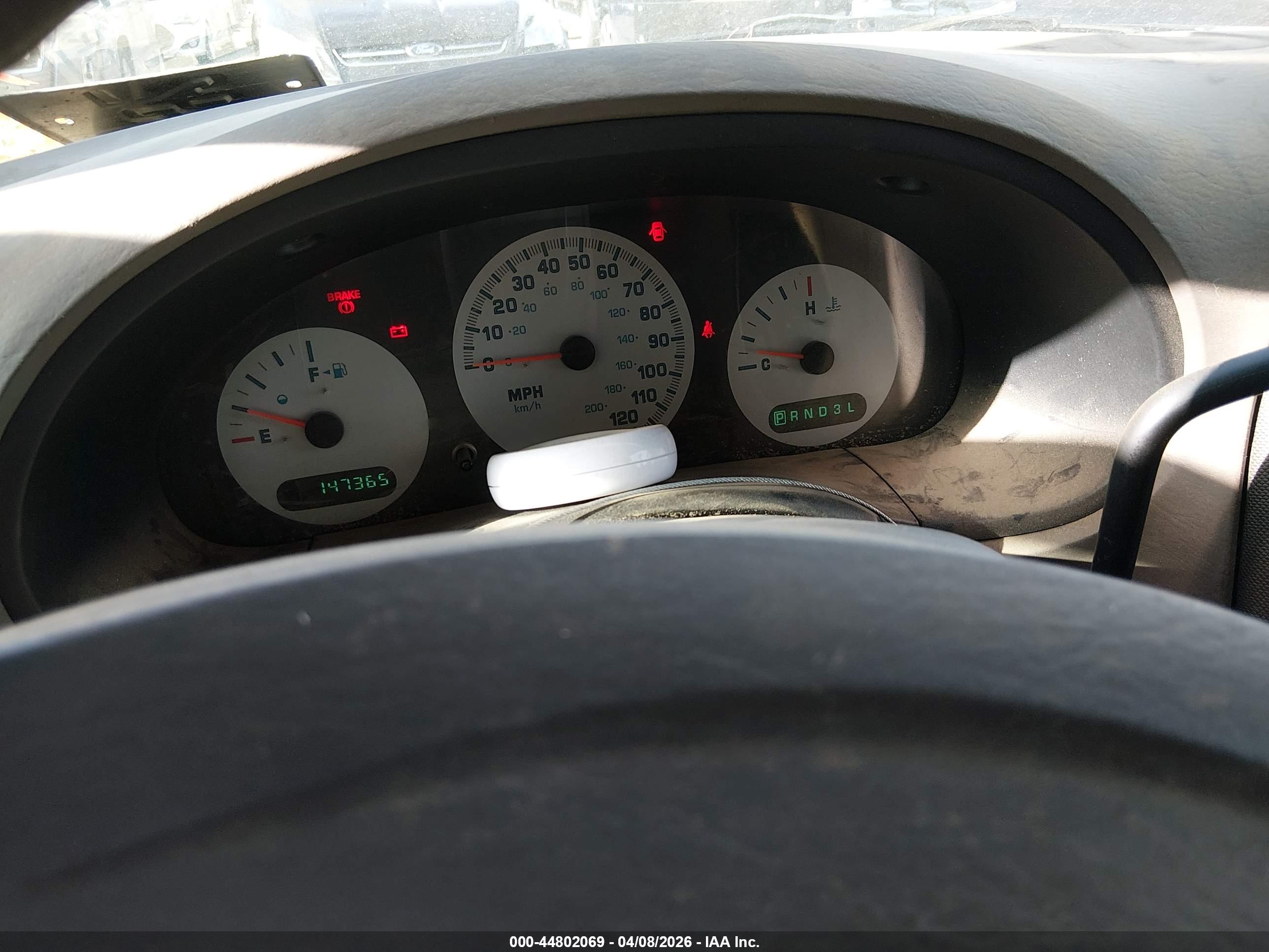 DODGE CARAVAN image 7