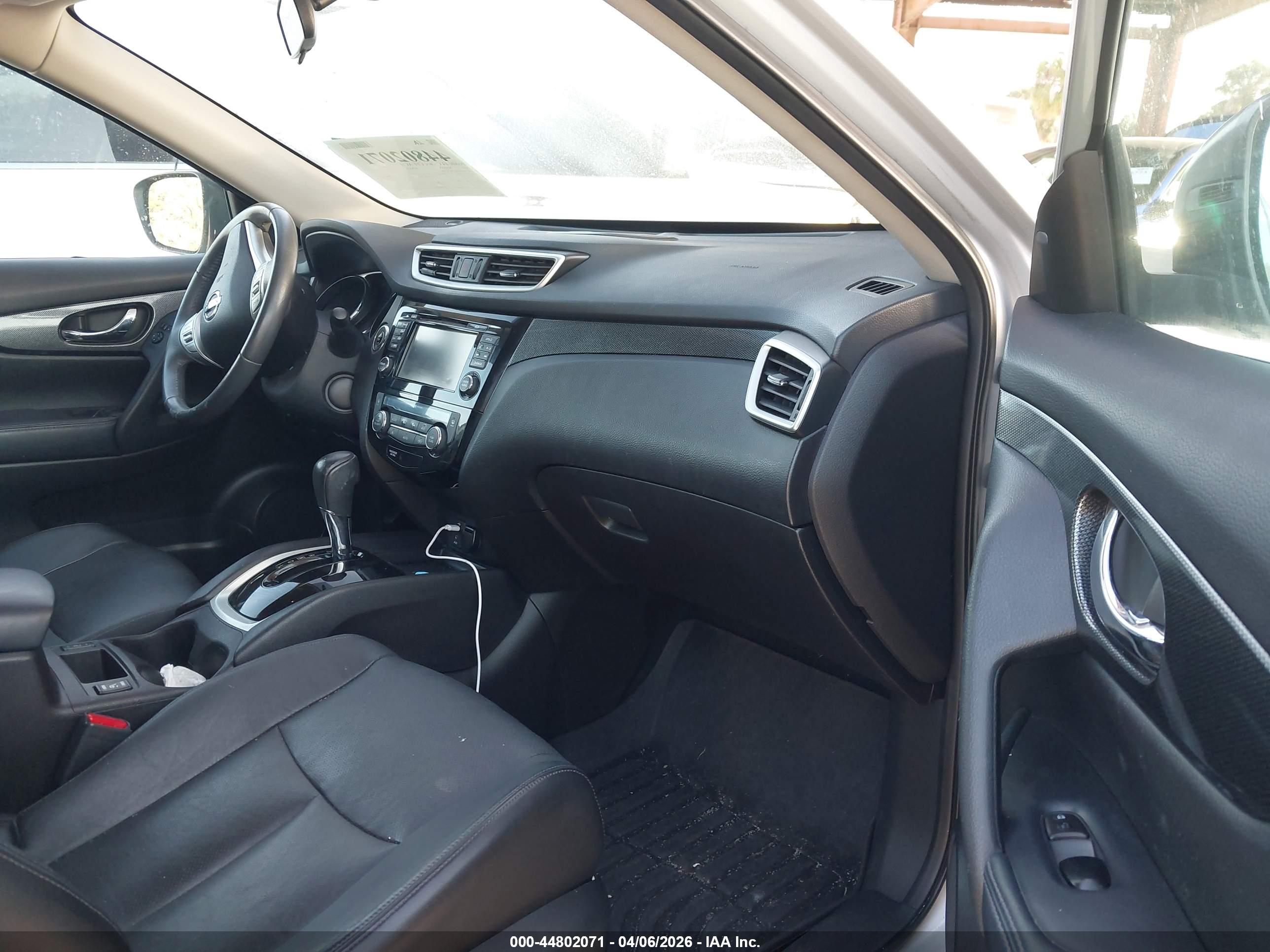 NISSAN ROGUE image 5