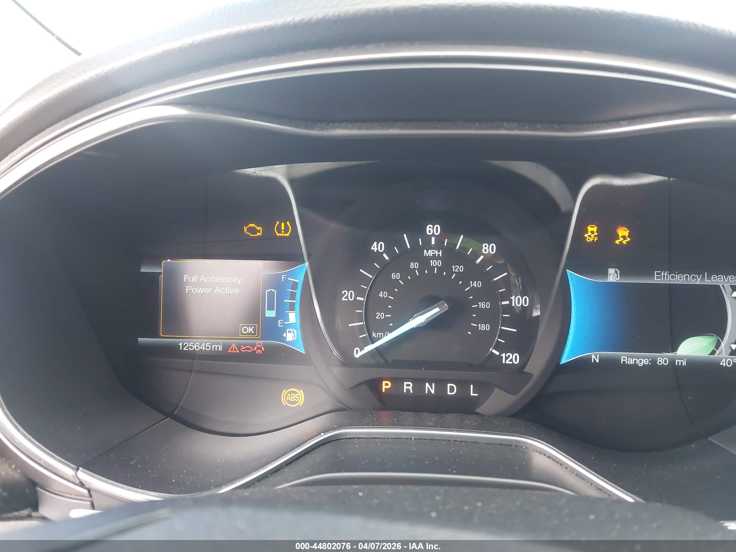 FORD FUSION image 7