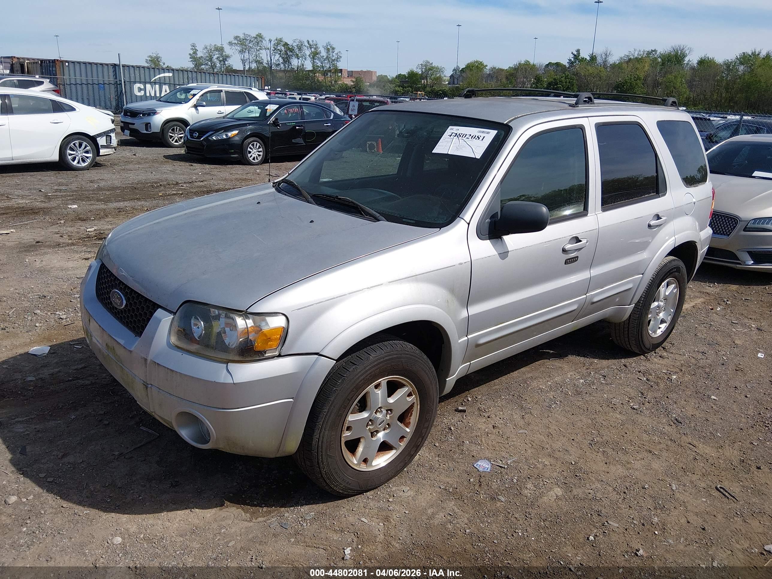 FORD ESCAPE image 6