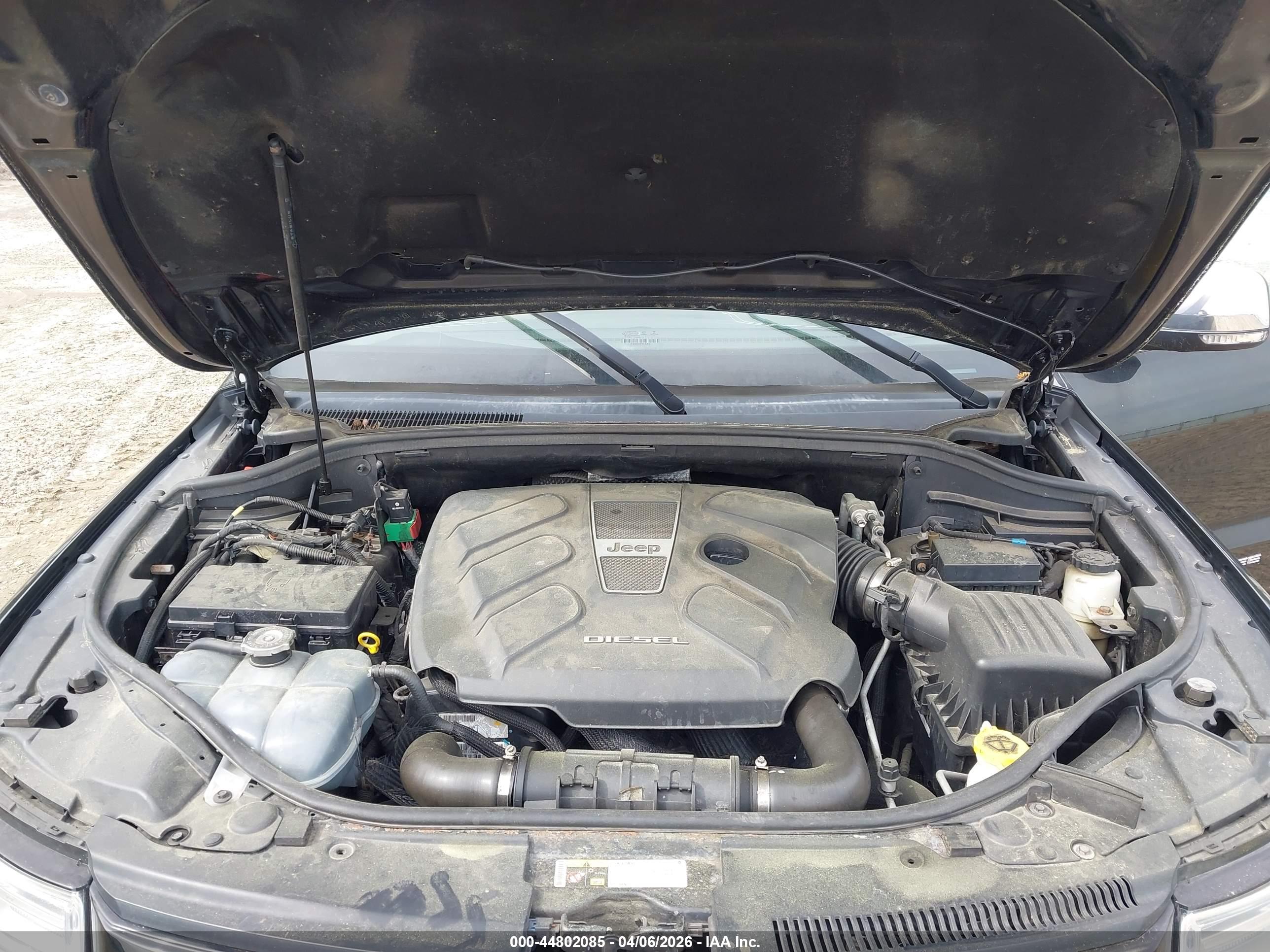 JEEP GRAND image 10