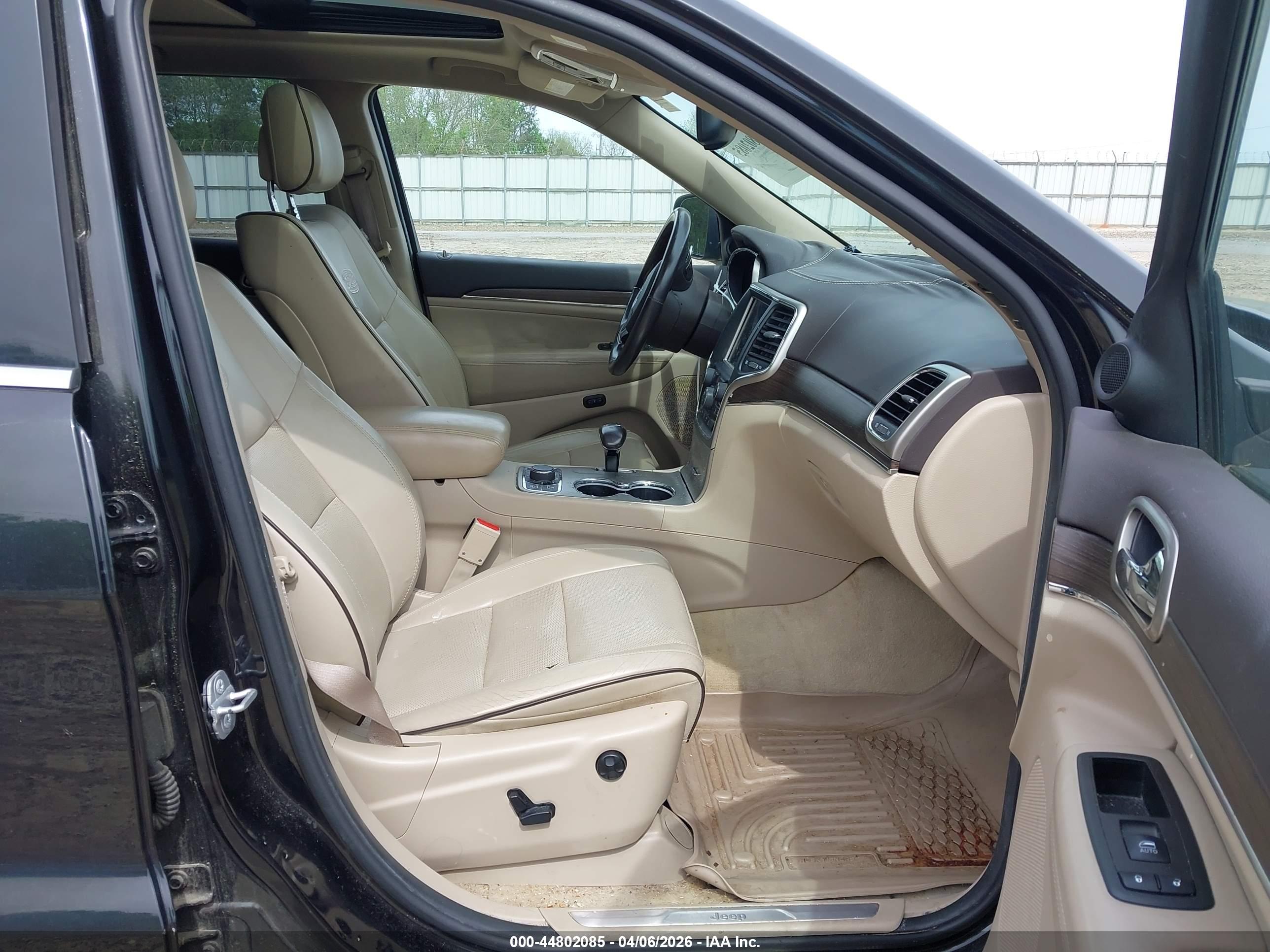 JEEP GRAND image 5
