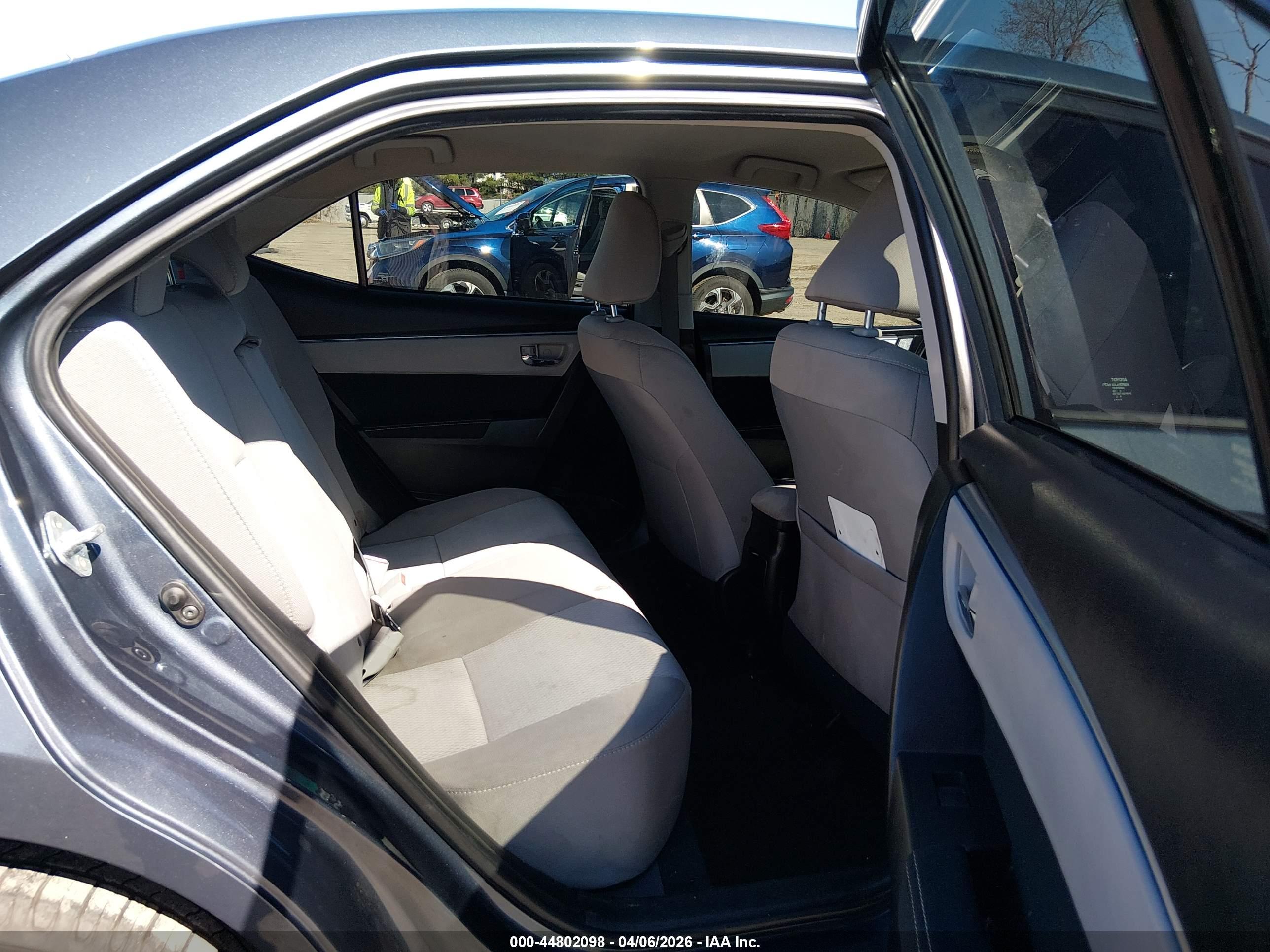 TOYOTA COROLLA image 8