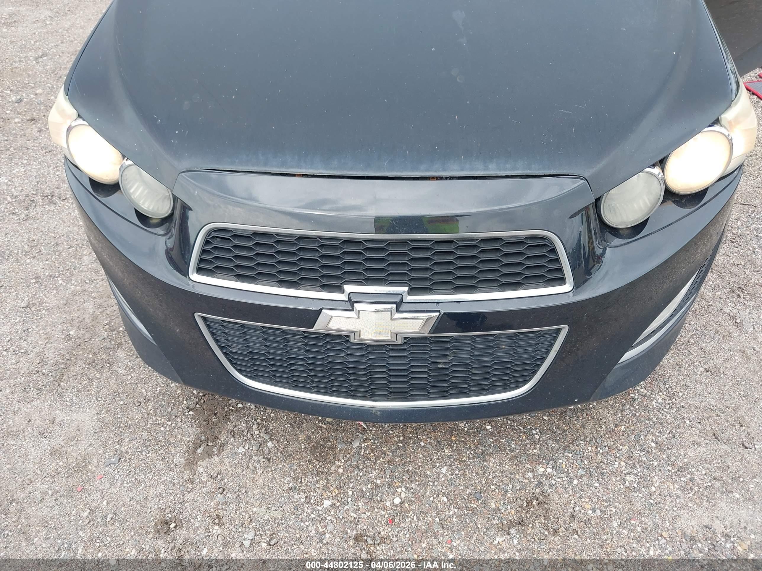 CHEVROLET SONIC image 6