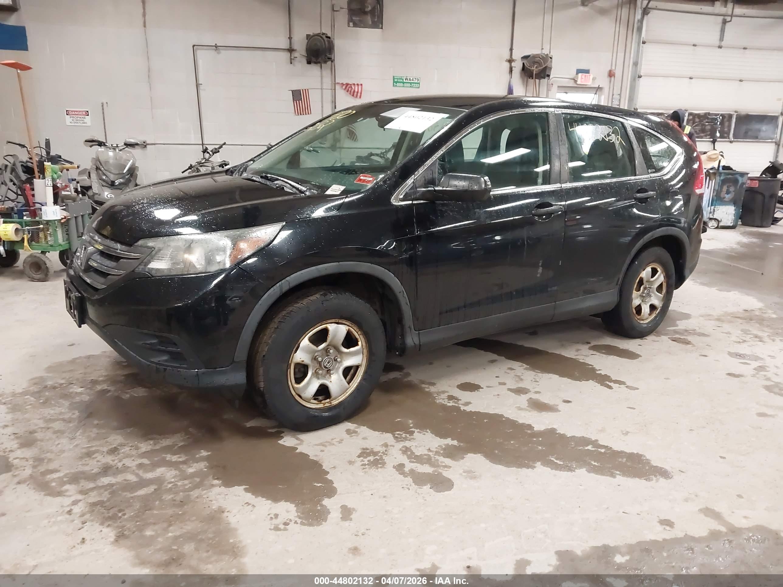 HONDA CR-V image 2