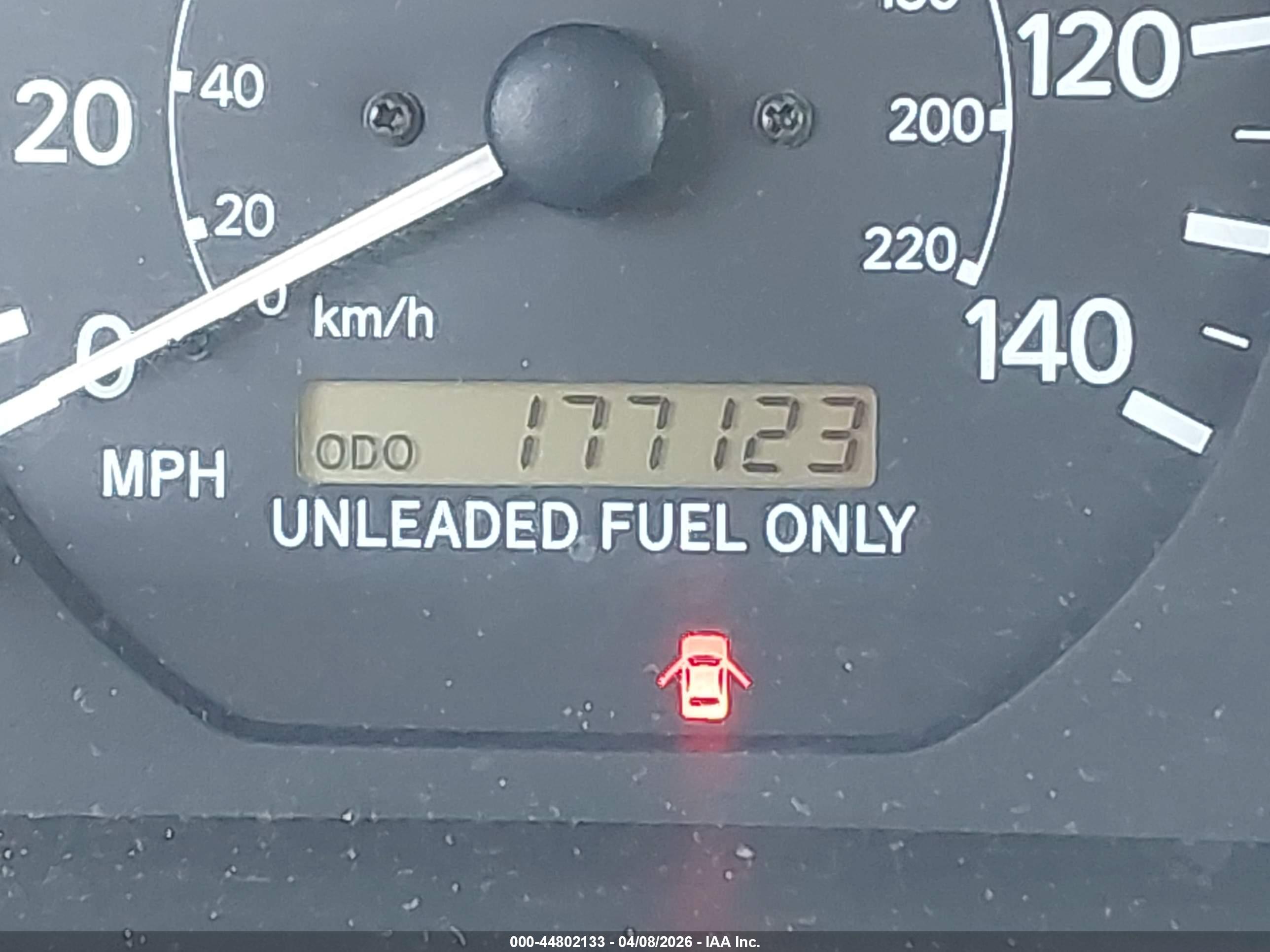 TOYOTA CAMRY image 7