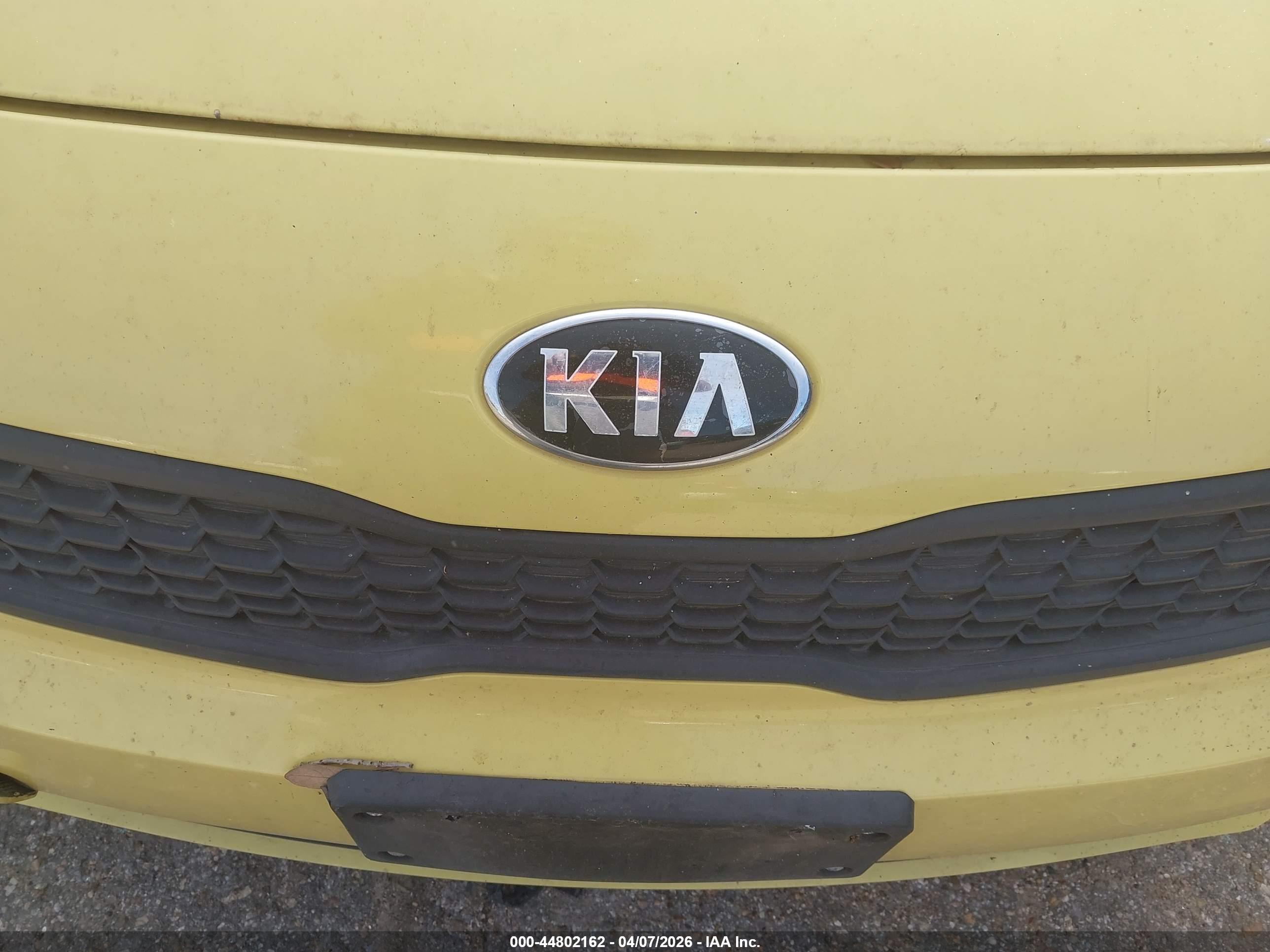 KIA RIO image 6