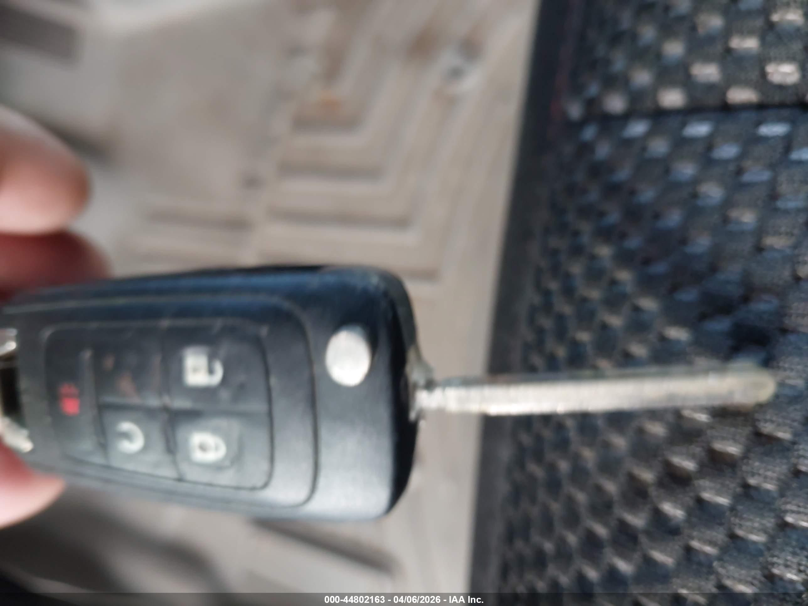 CHEVROLET EQUINOX image 11