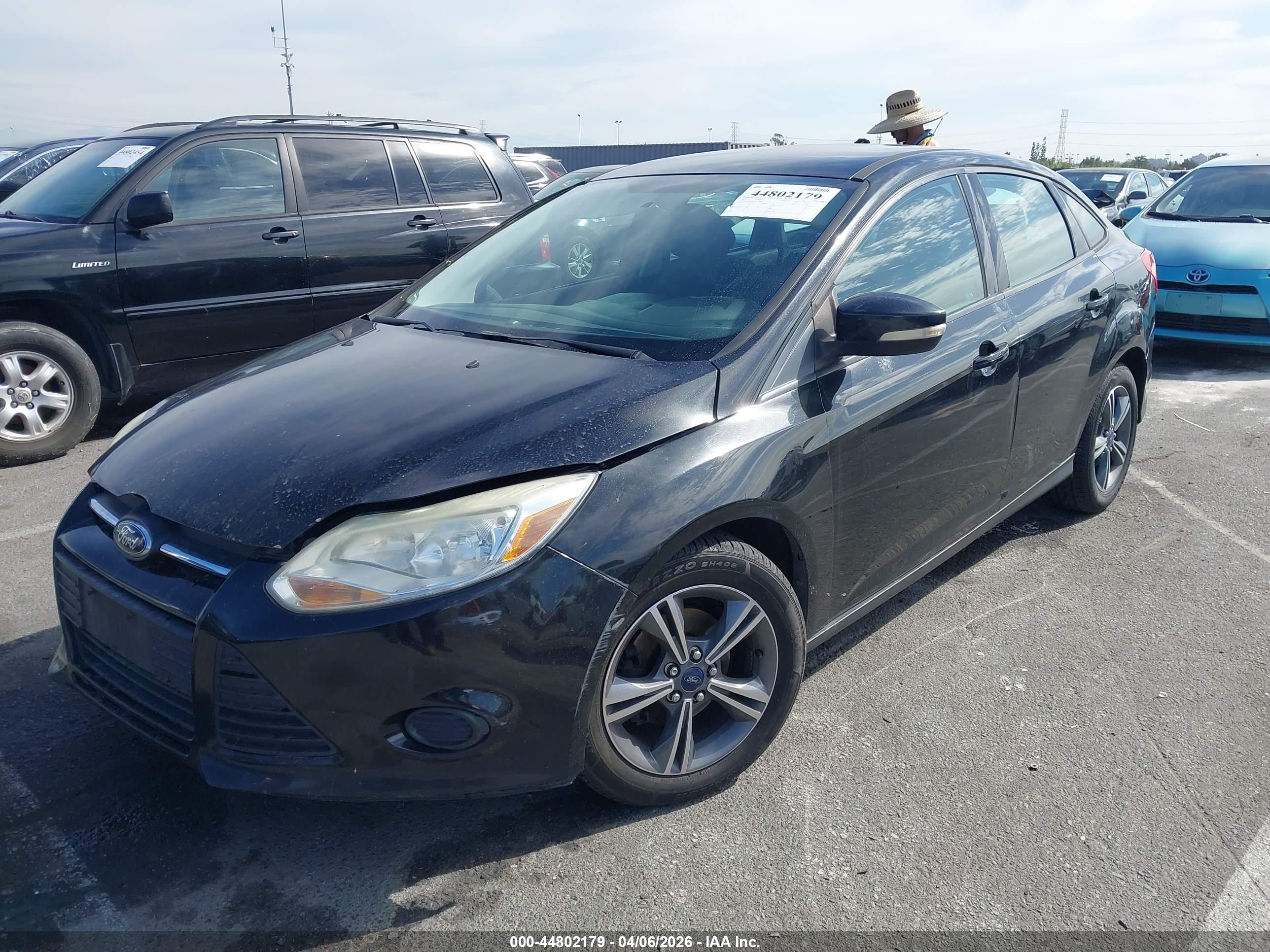 FORD FOCUS image 2