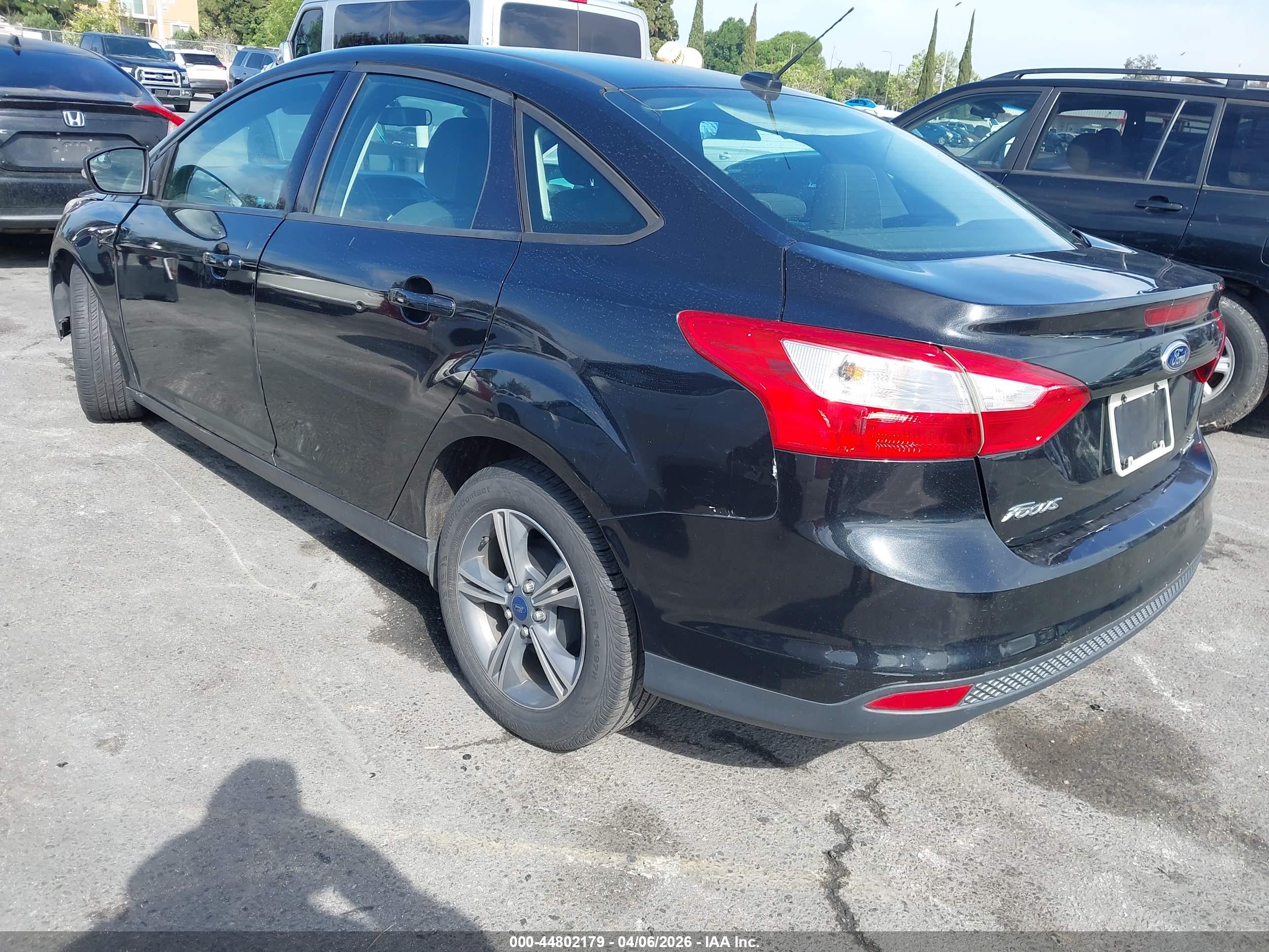 FORD FOCUS image 3