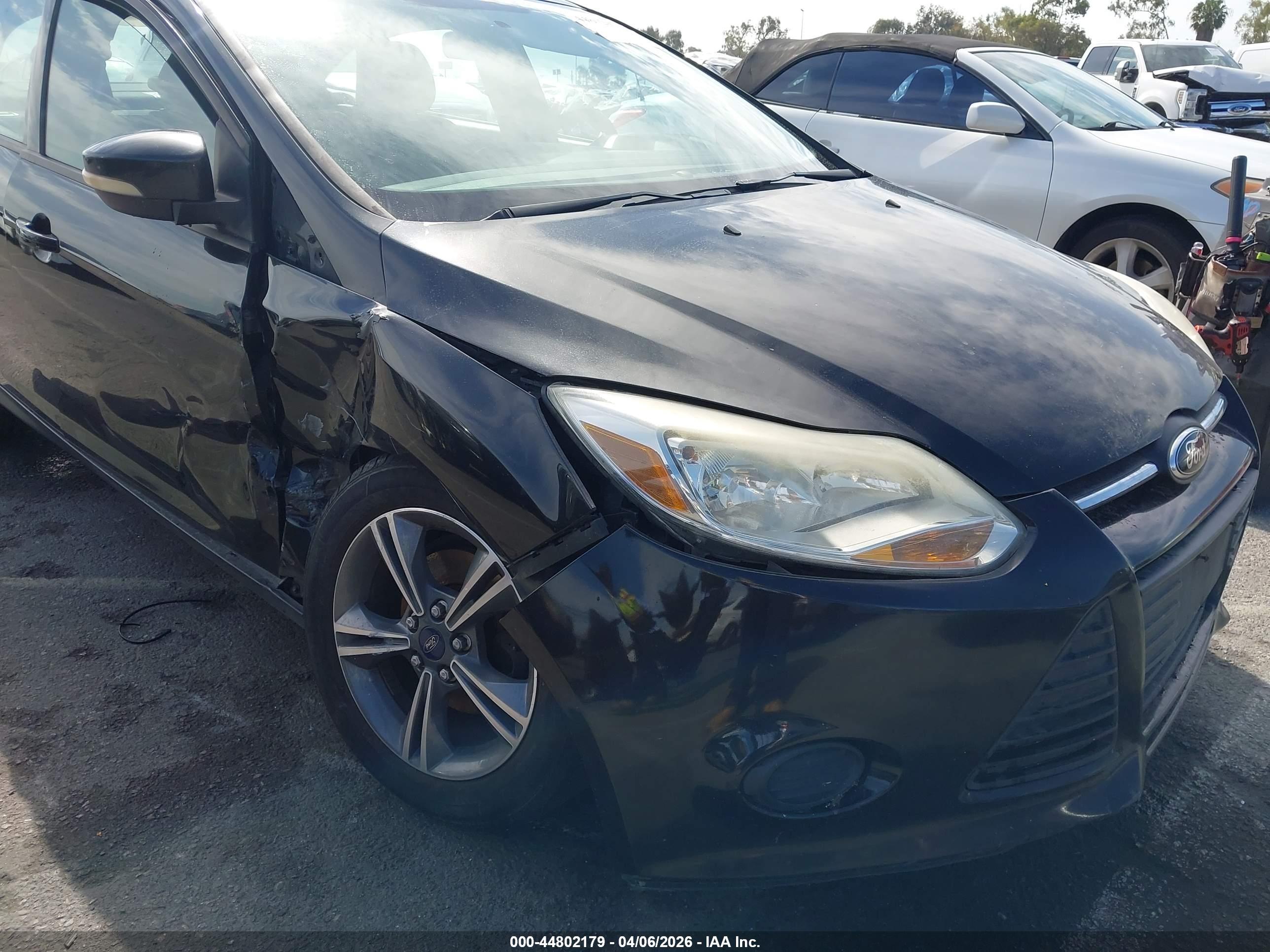 FORD FOCUS image 6