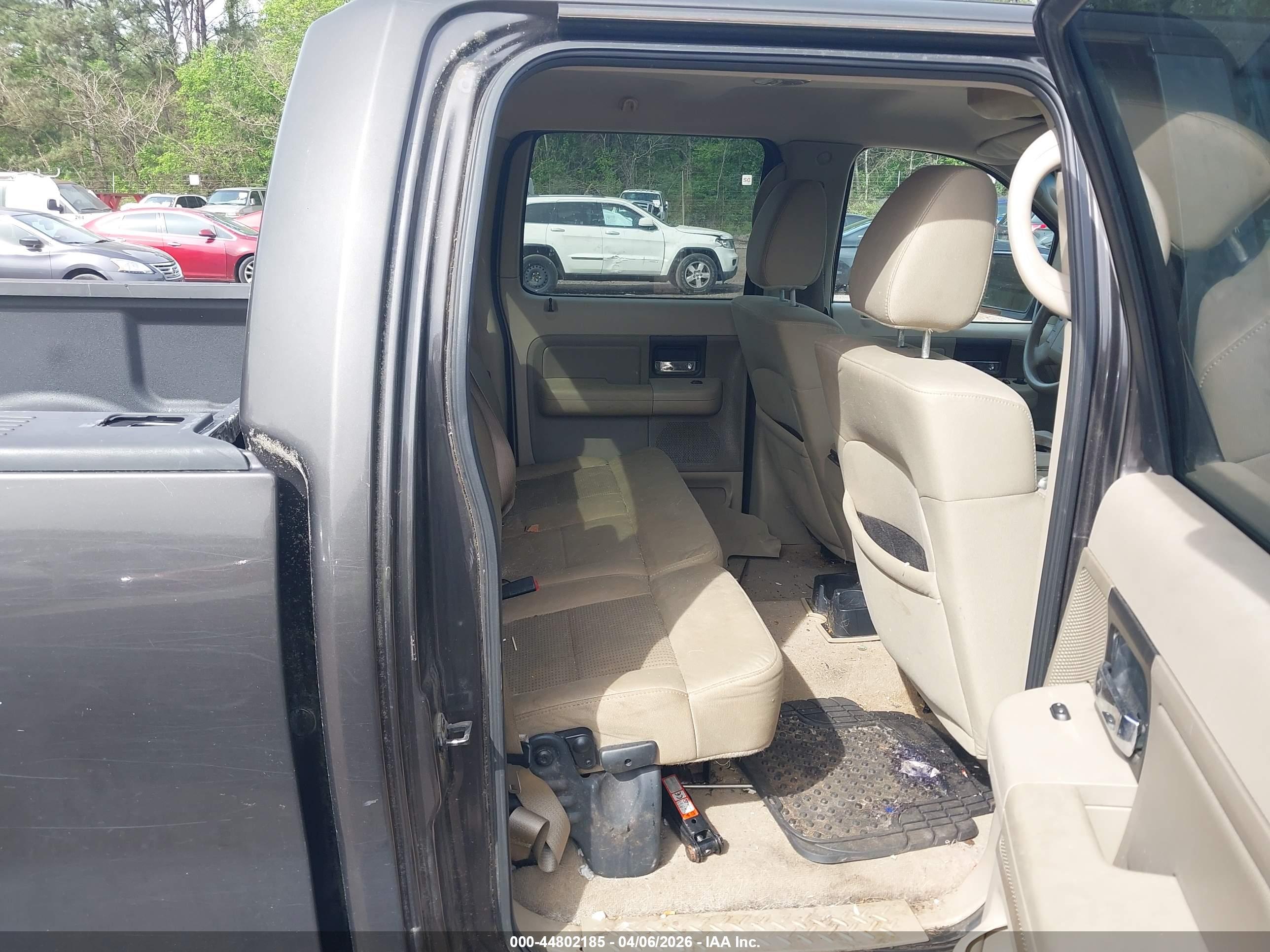 FORD F-150 image 8