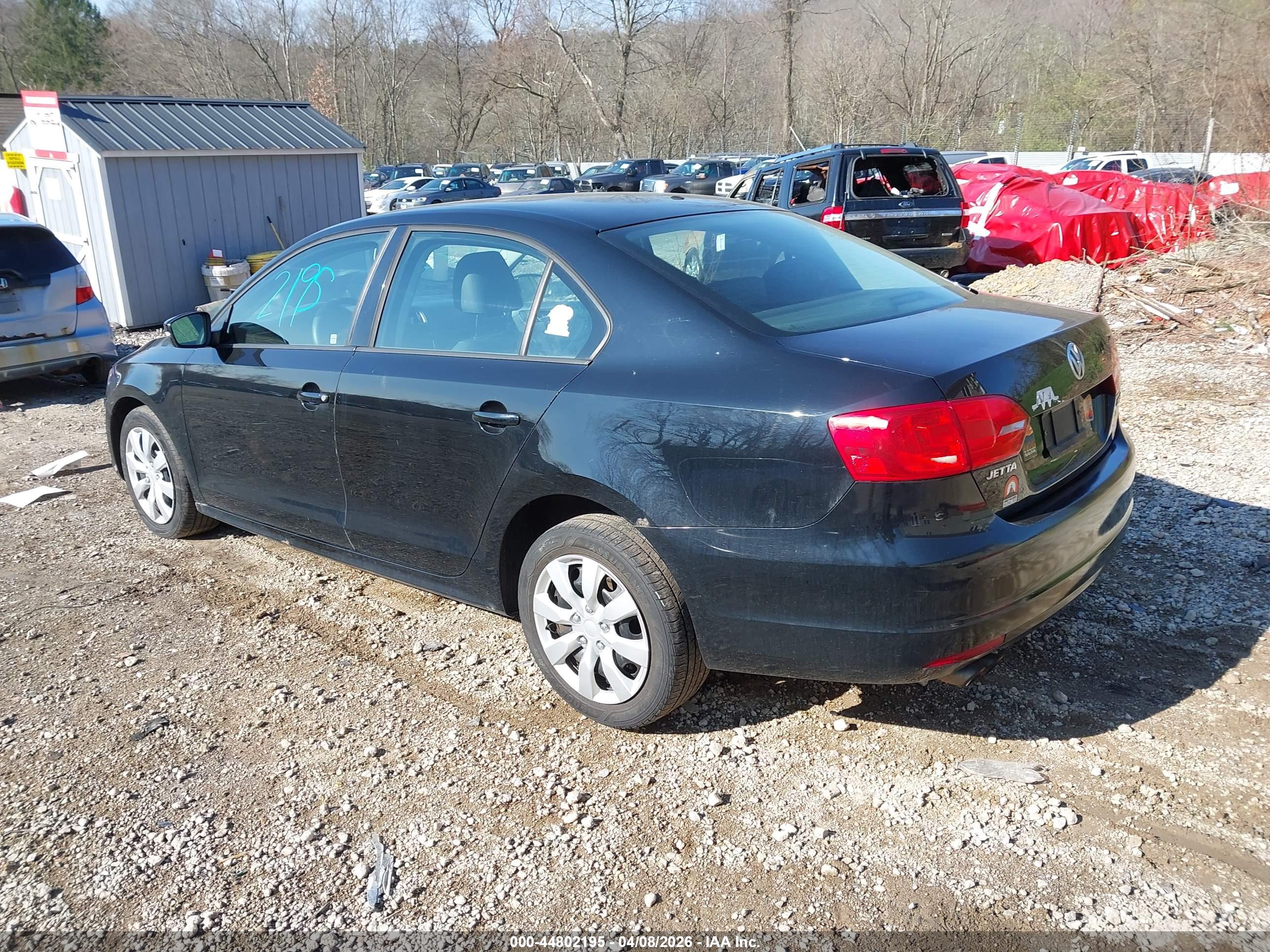 VOLKSWAGEN JETTA image 3