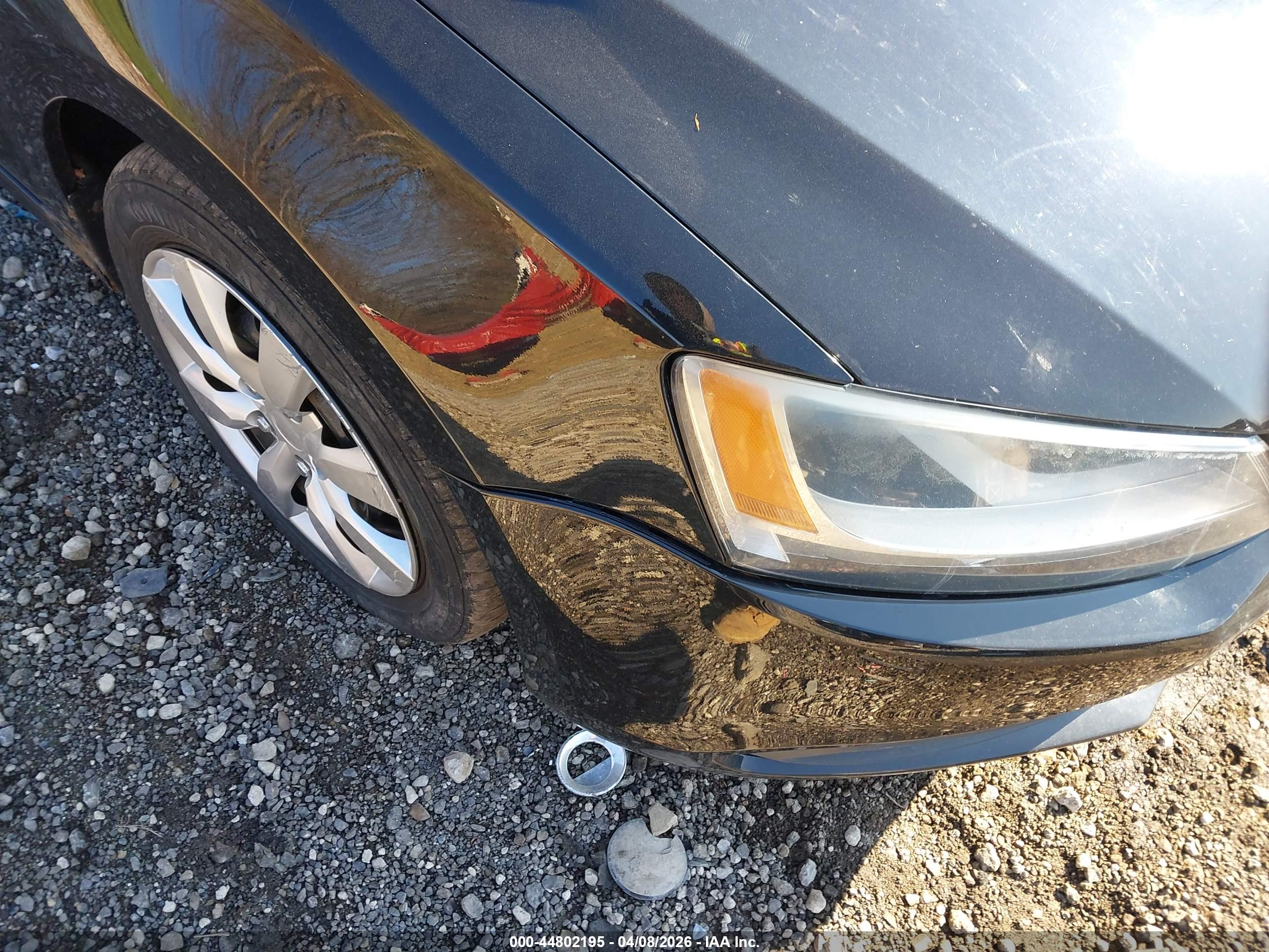 VOLKSWAGEN JETTA image 6