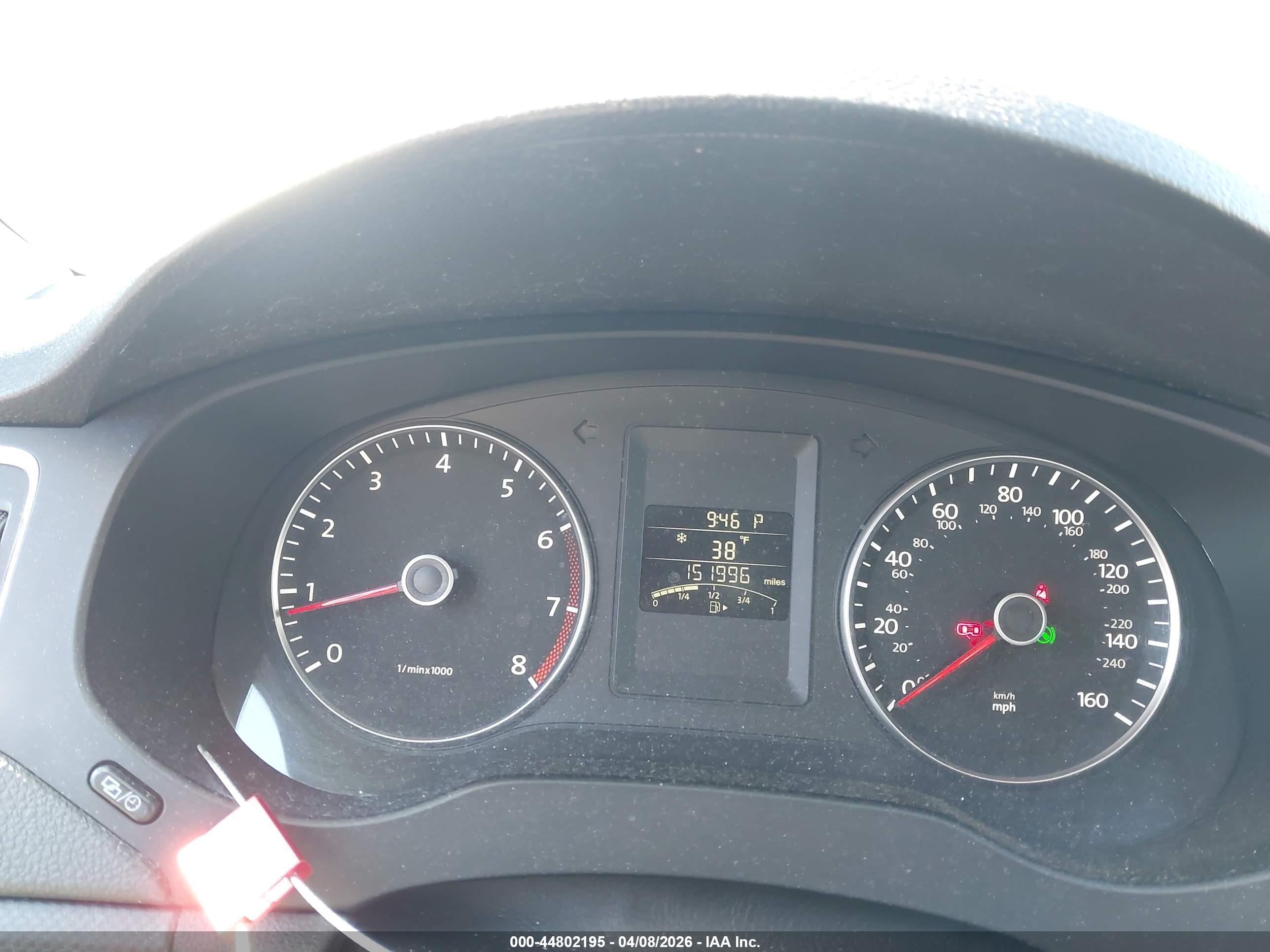 VOLKSWAGEN JETTA image 7