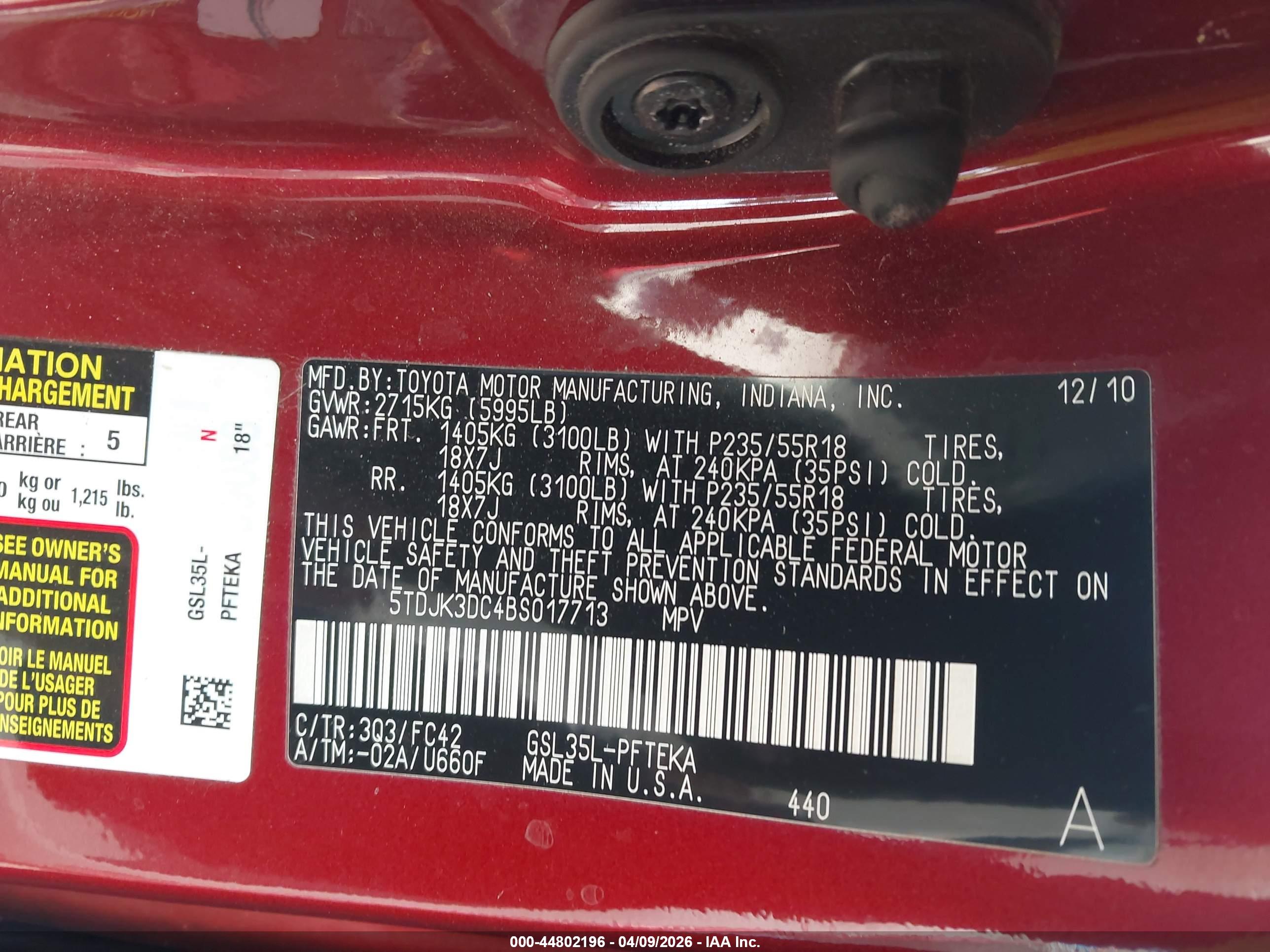 TOYOTA SIENNA image 9