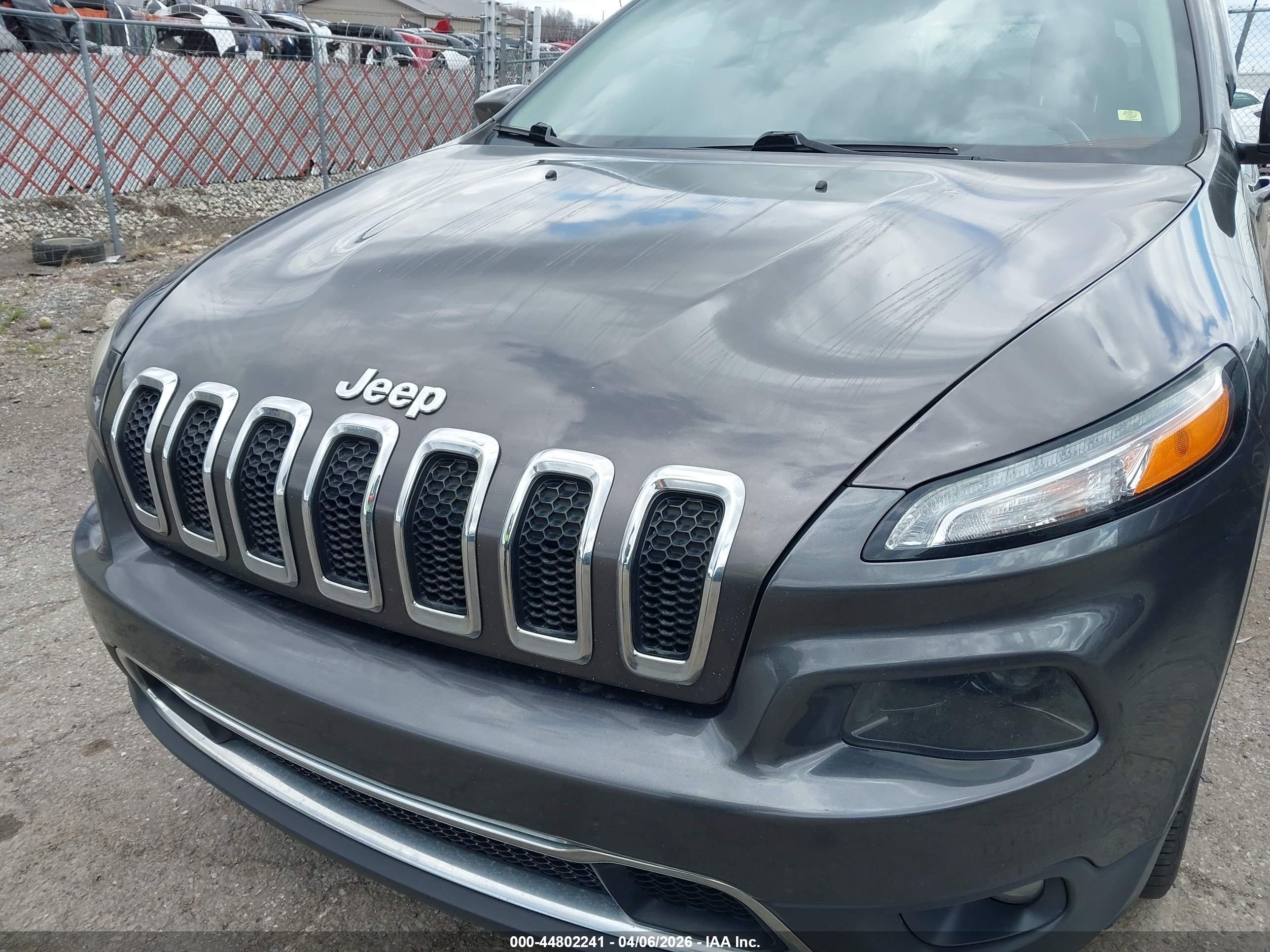 JEEP CHEROKEE image 6