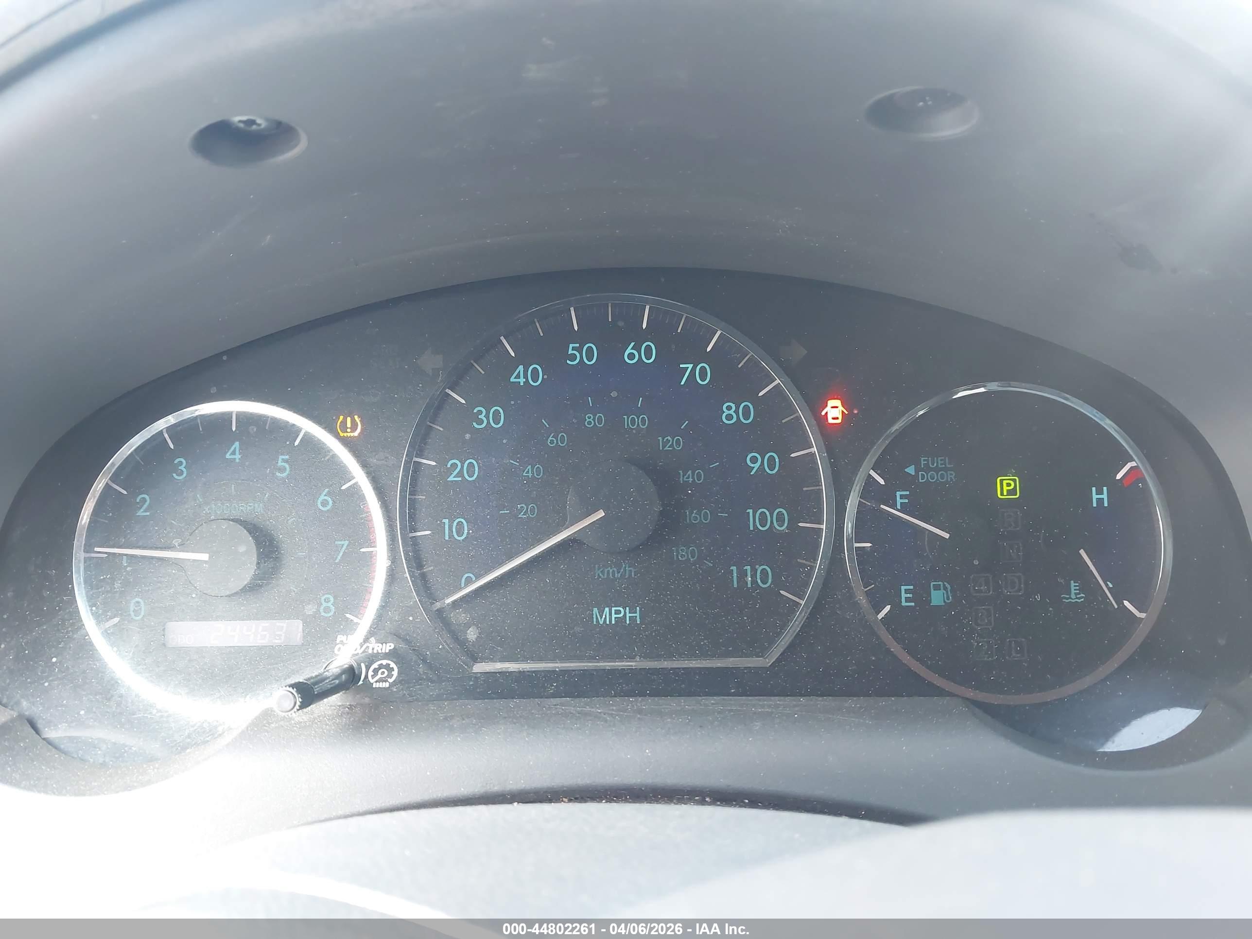 TOYOTA SIENNA image 7