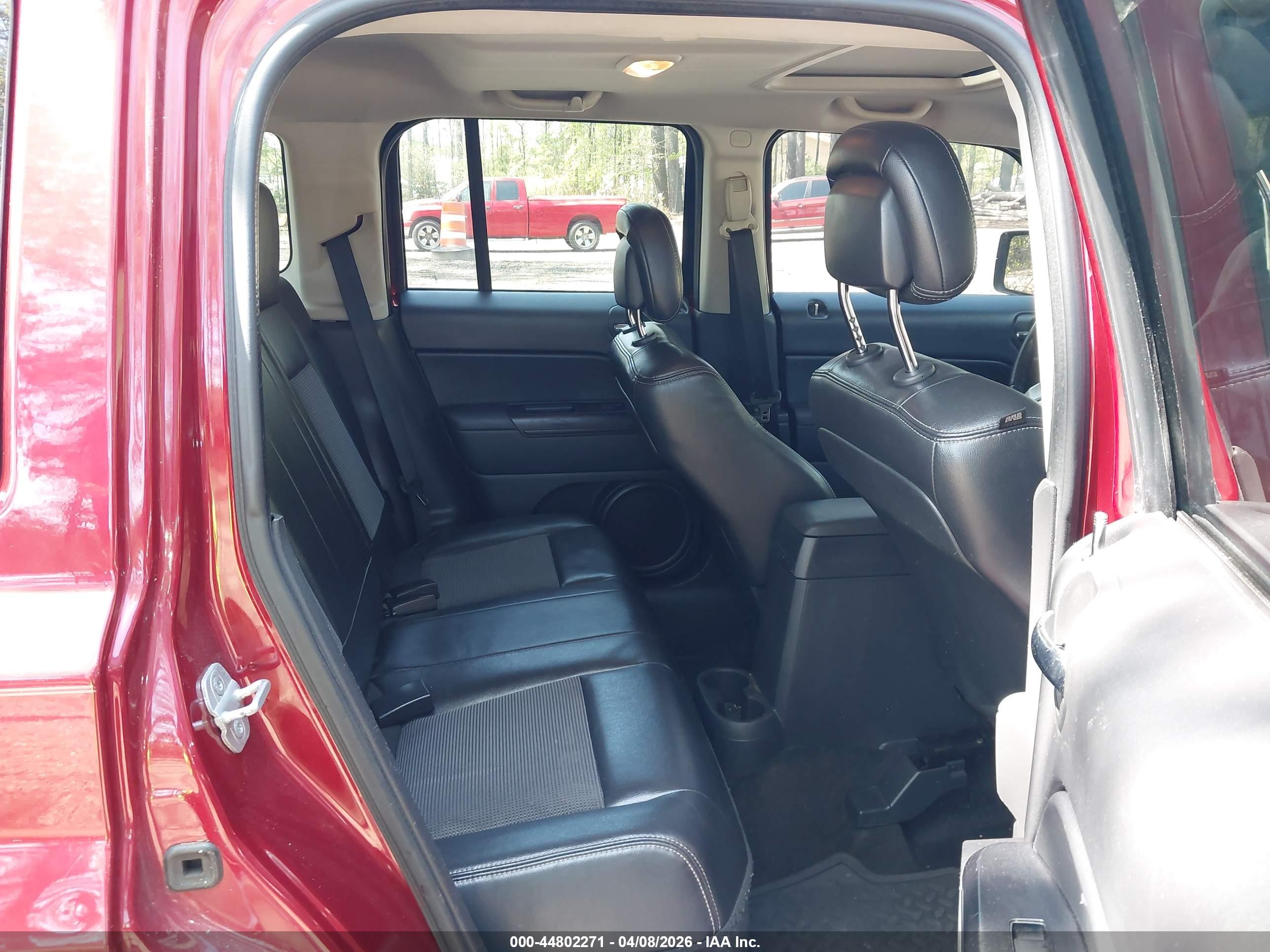 JEEP PATRIOT image 8