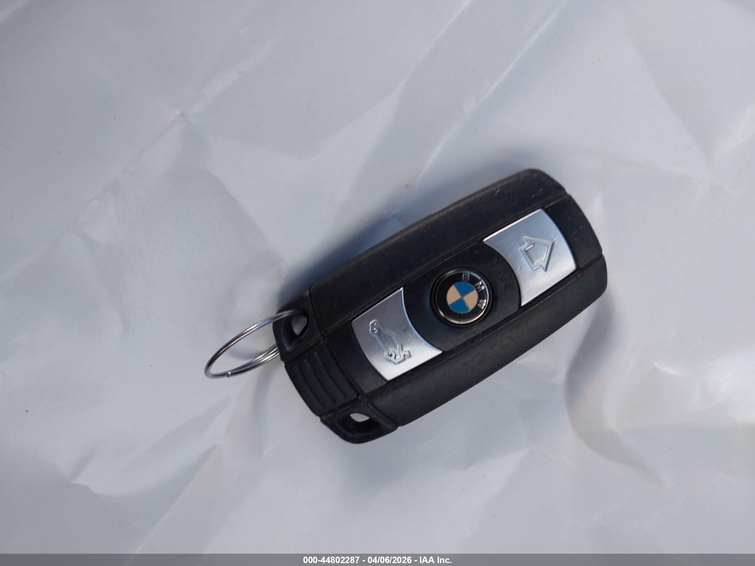 BMW 328I image 11