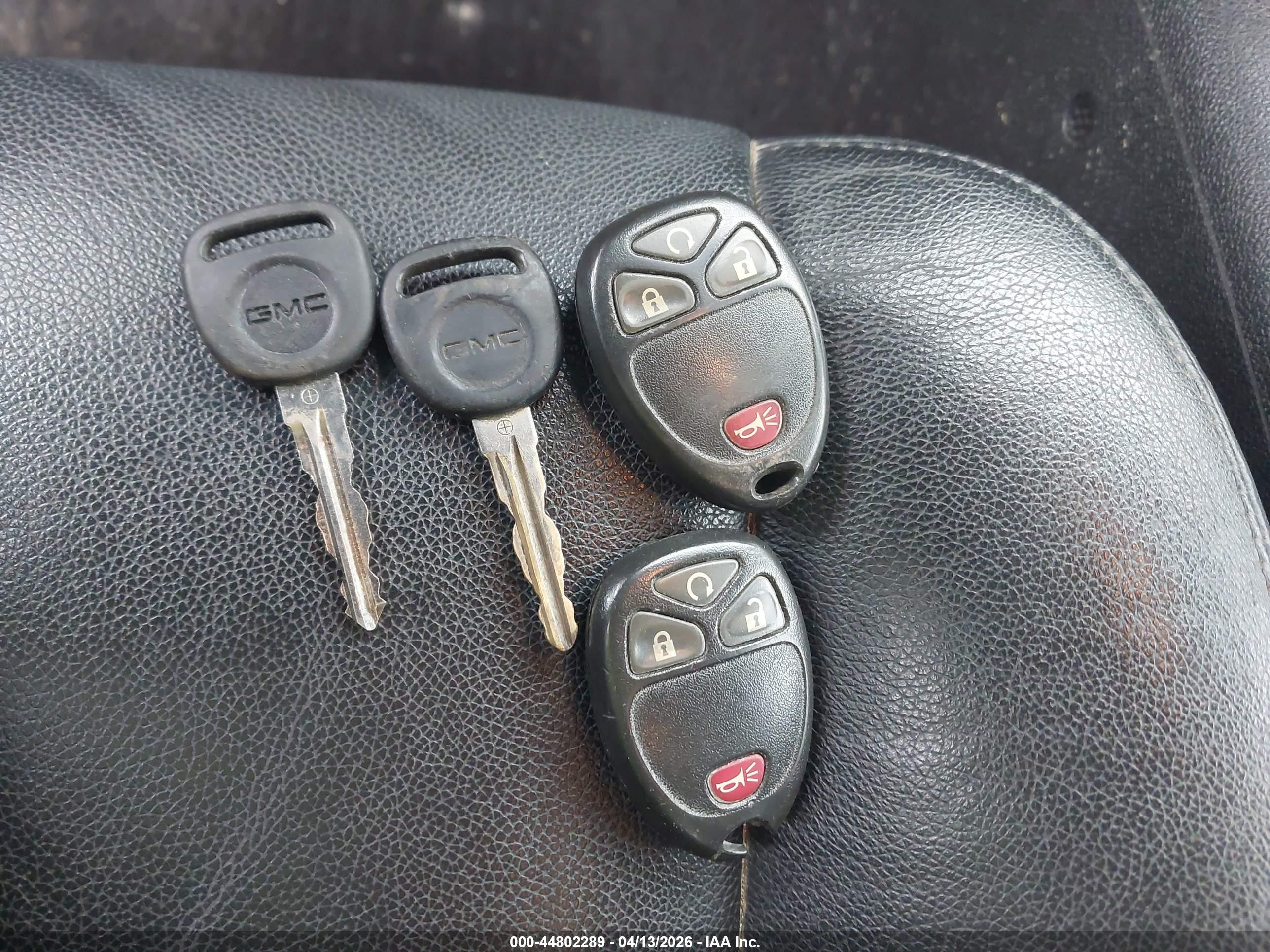 GMC SIERRA image 11
