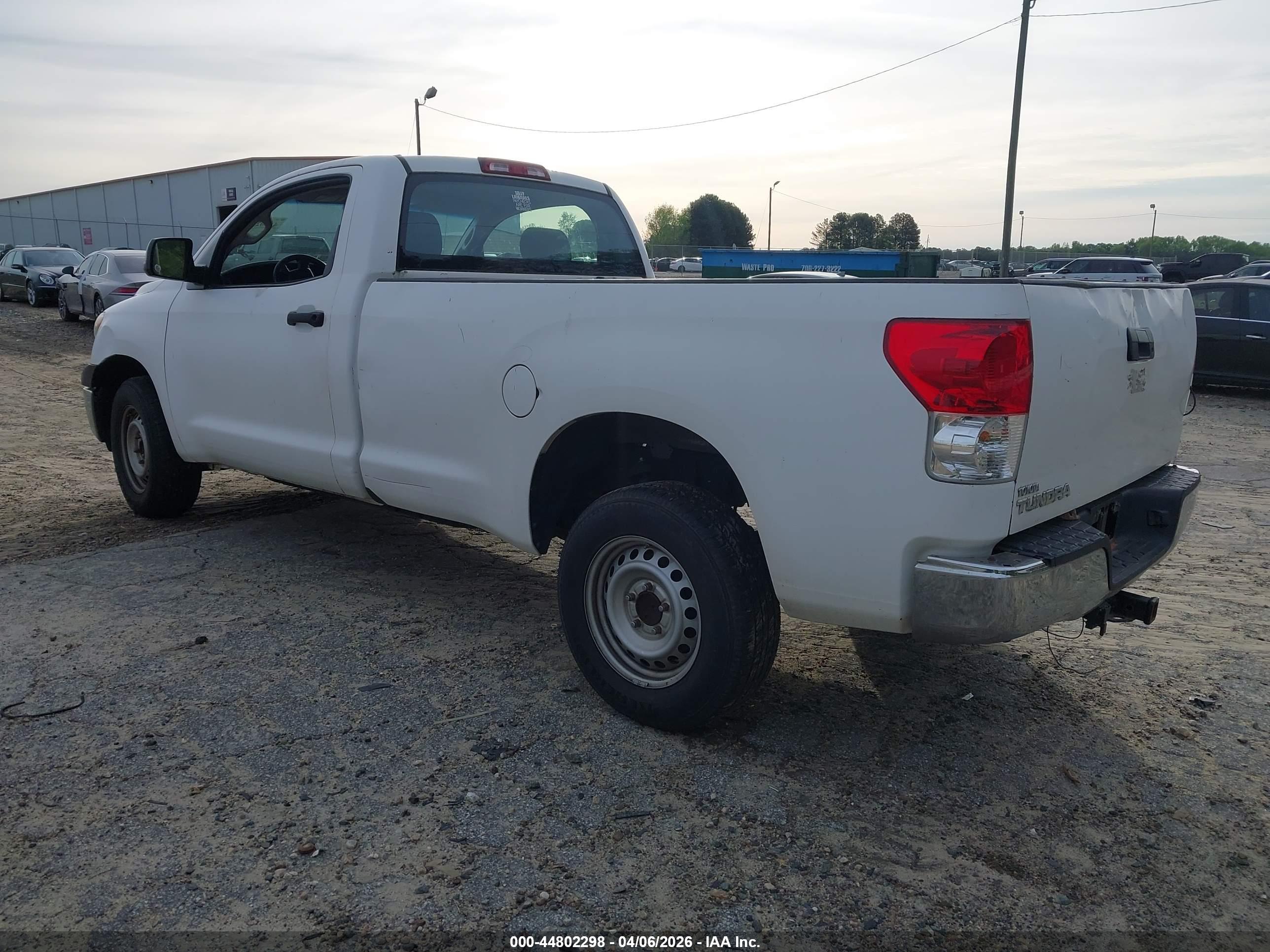 TOYOTA TUNDRA image 3