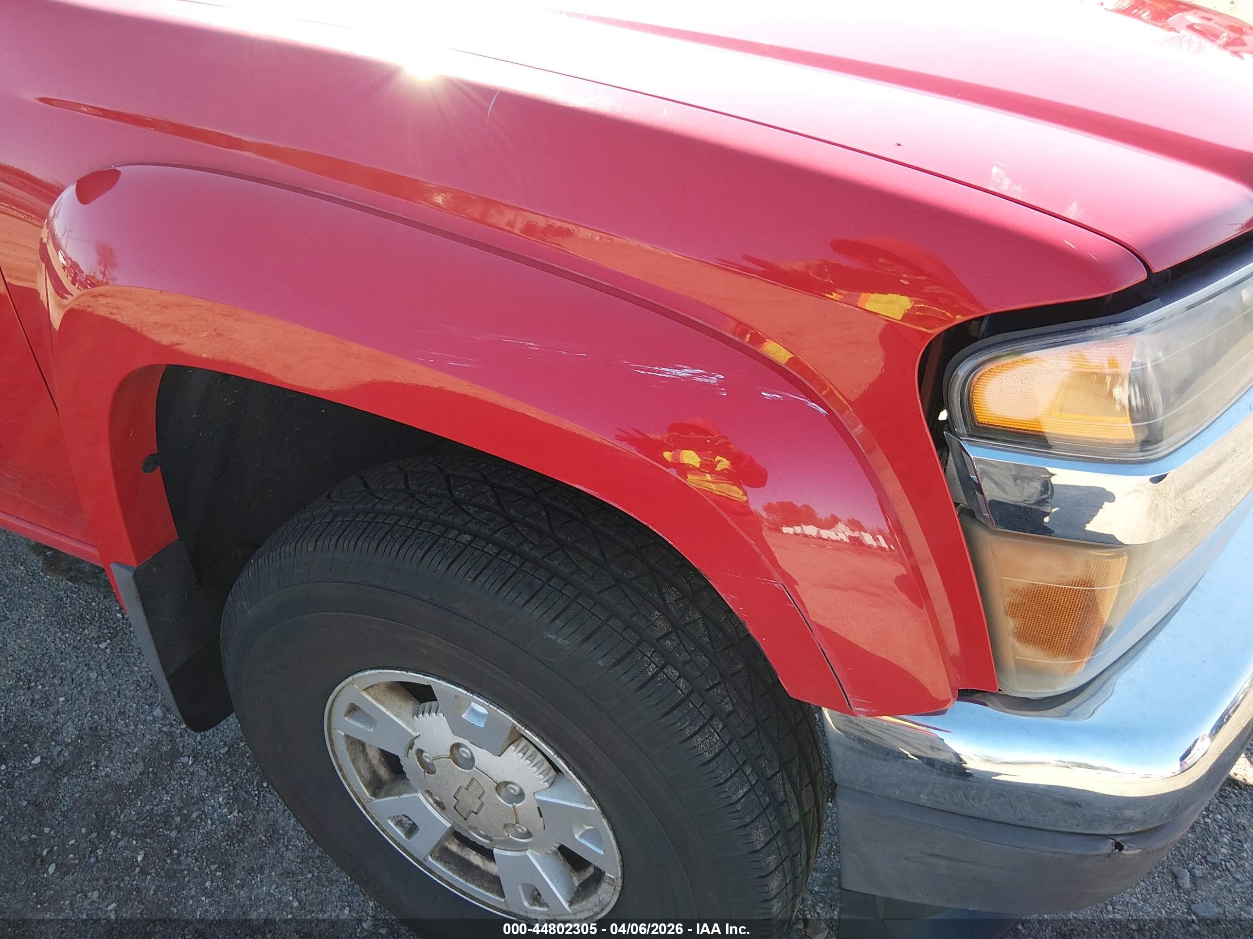 CHEVROLET COLORADO image 6
