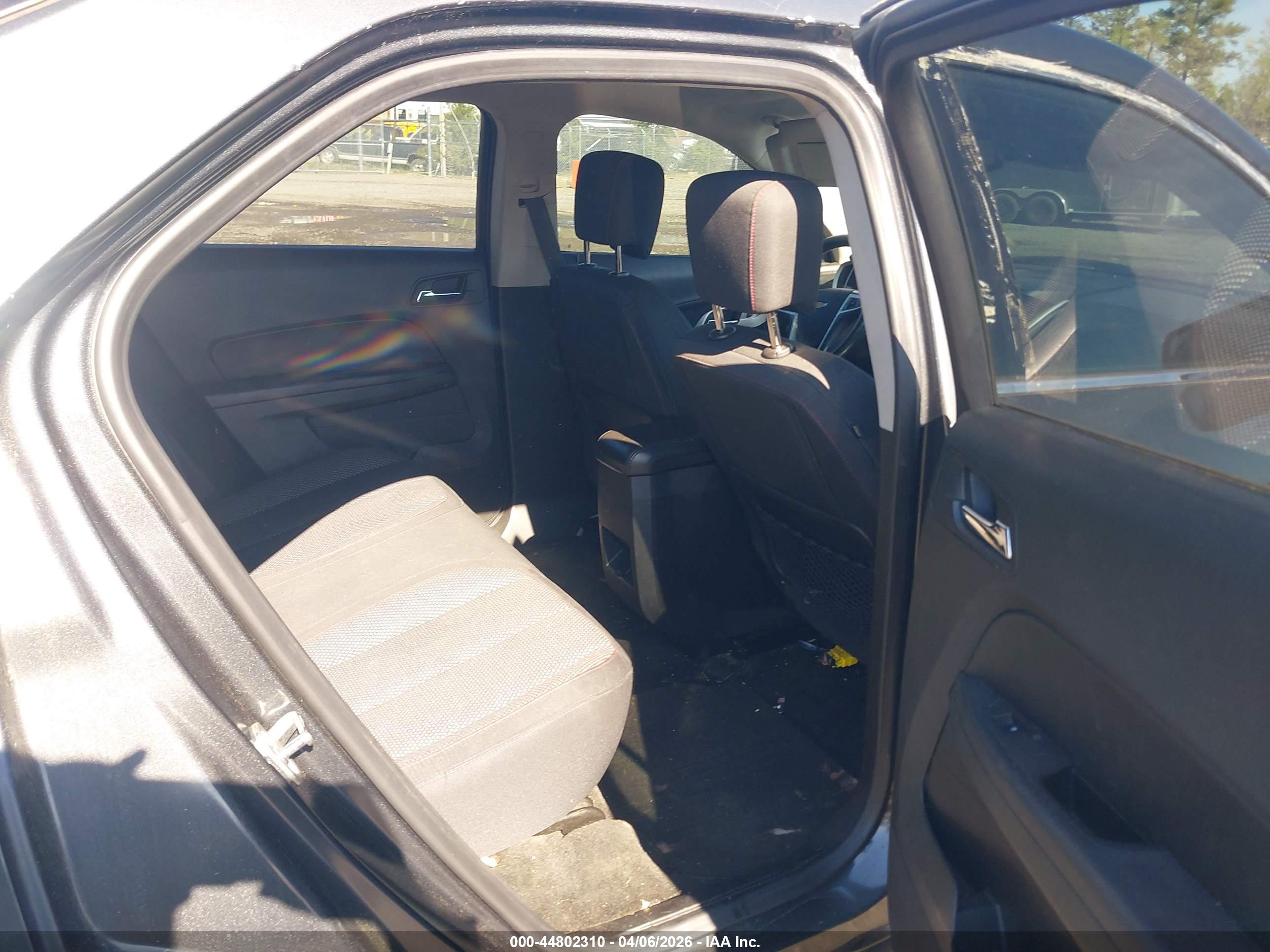CHEVROLET EQUINOX image 8