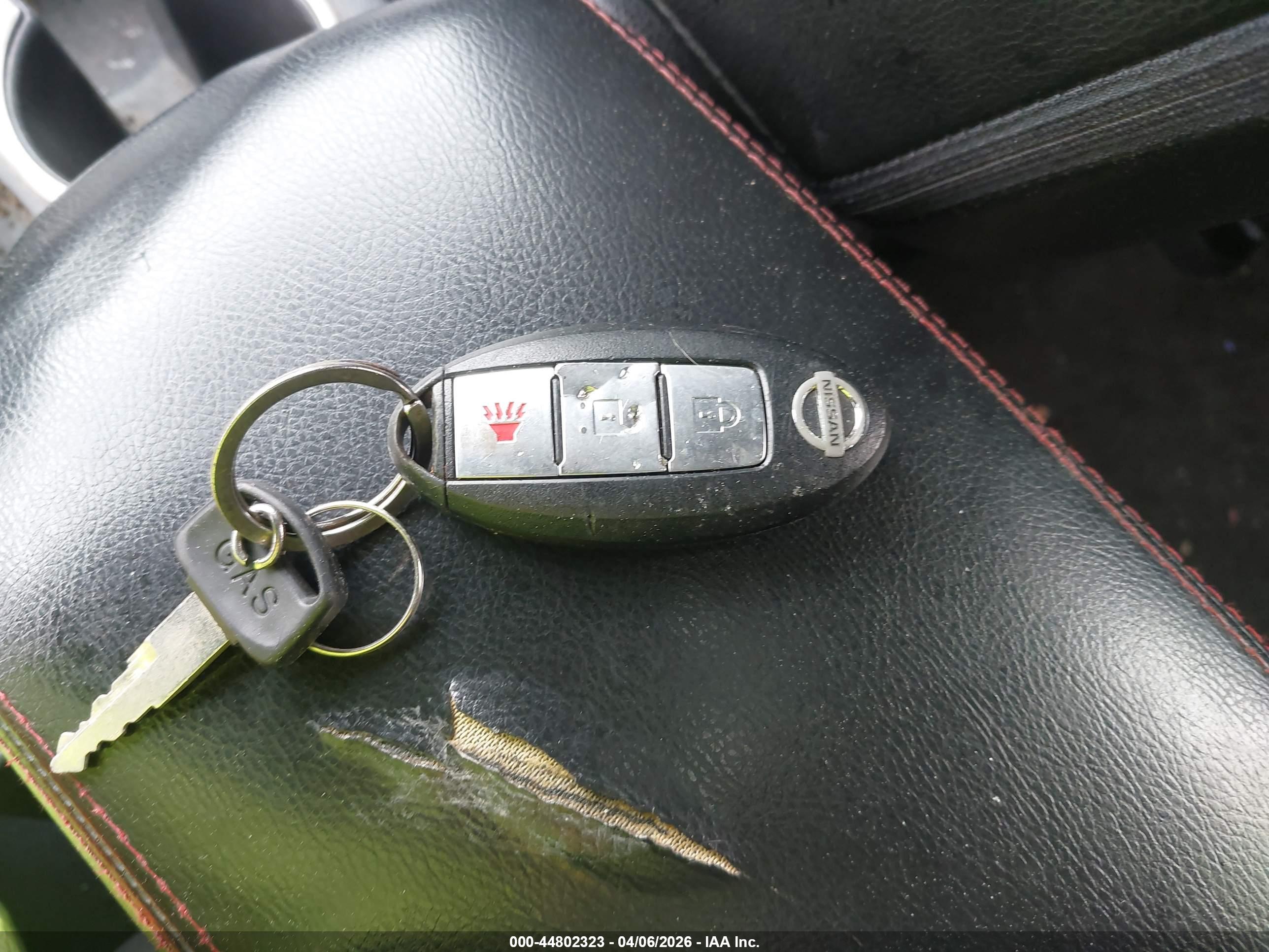 NISSAN ROGUE image 11