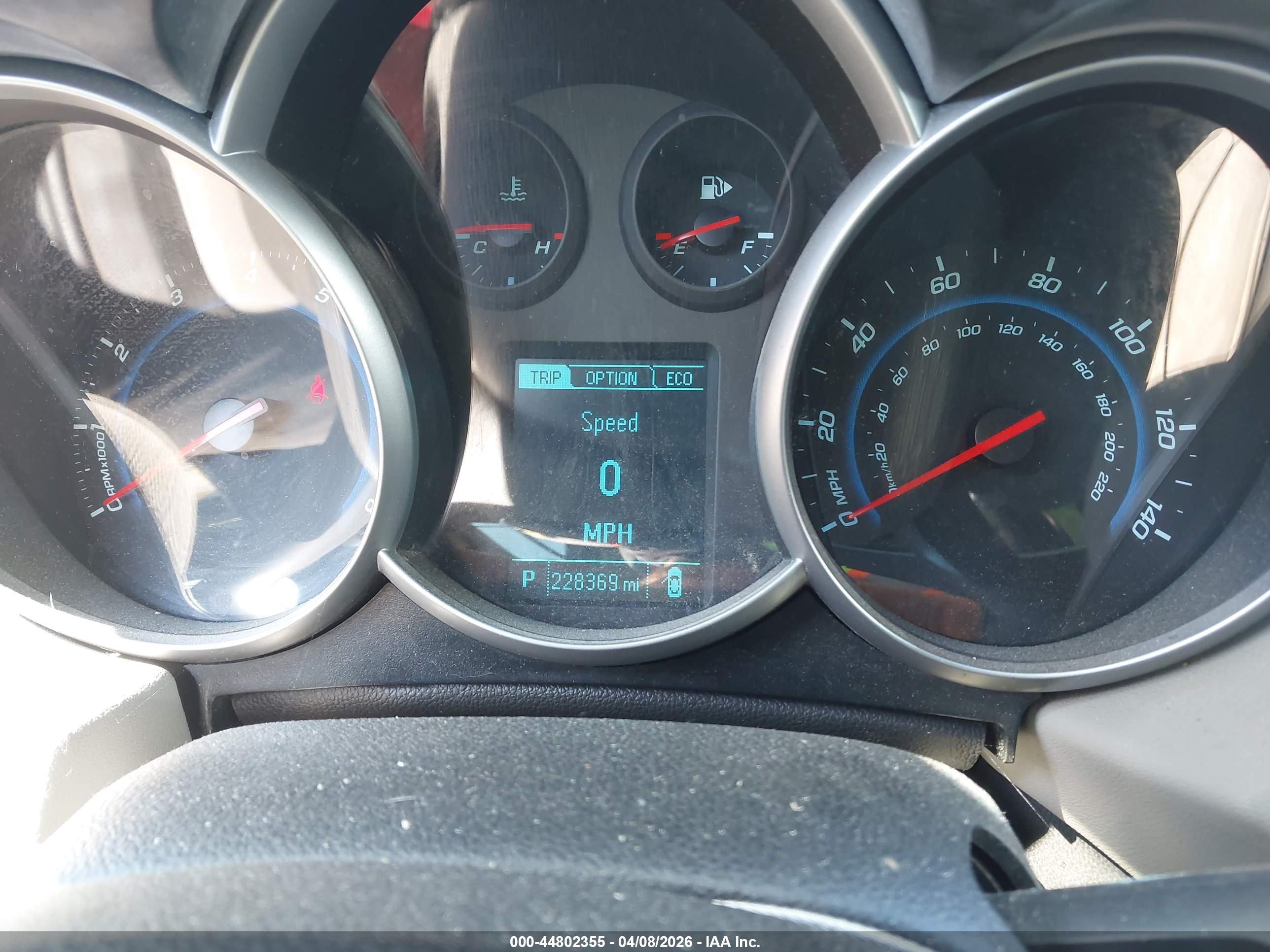 CHEVROLET CRUZE image 7