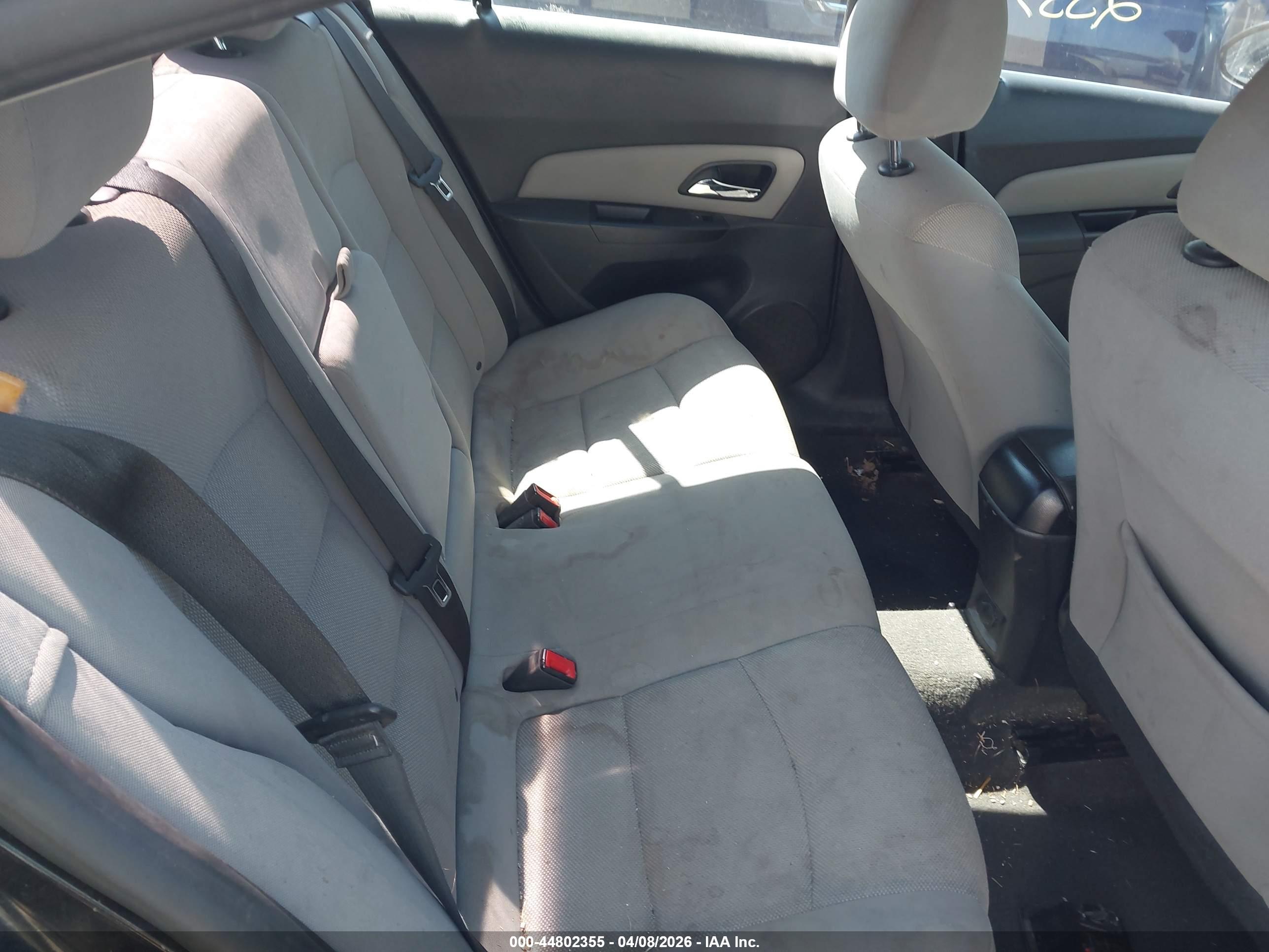 CHEVROLET CRUZE image 8