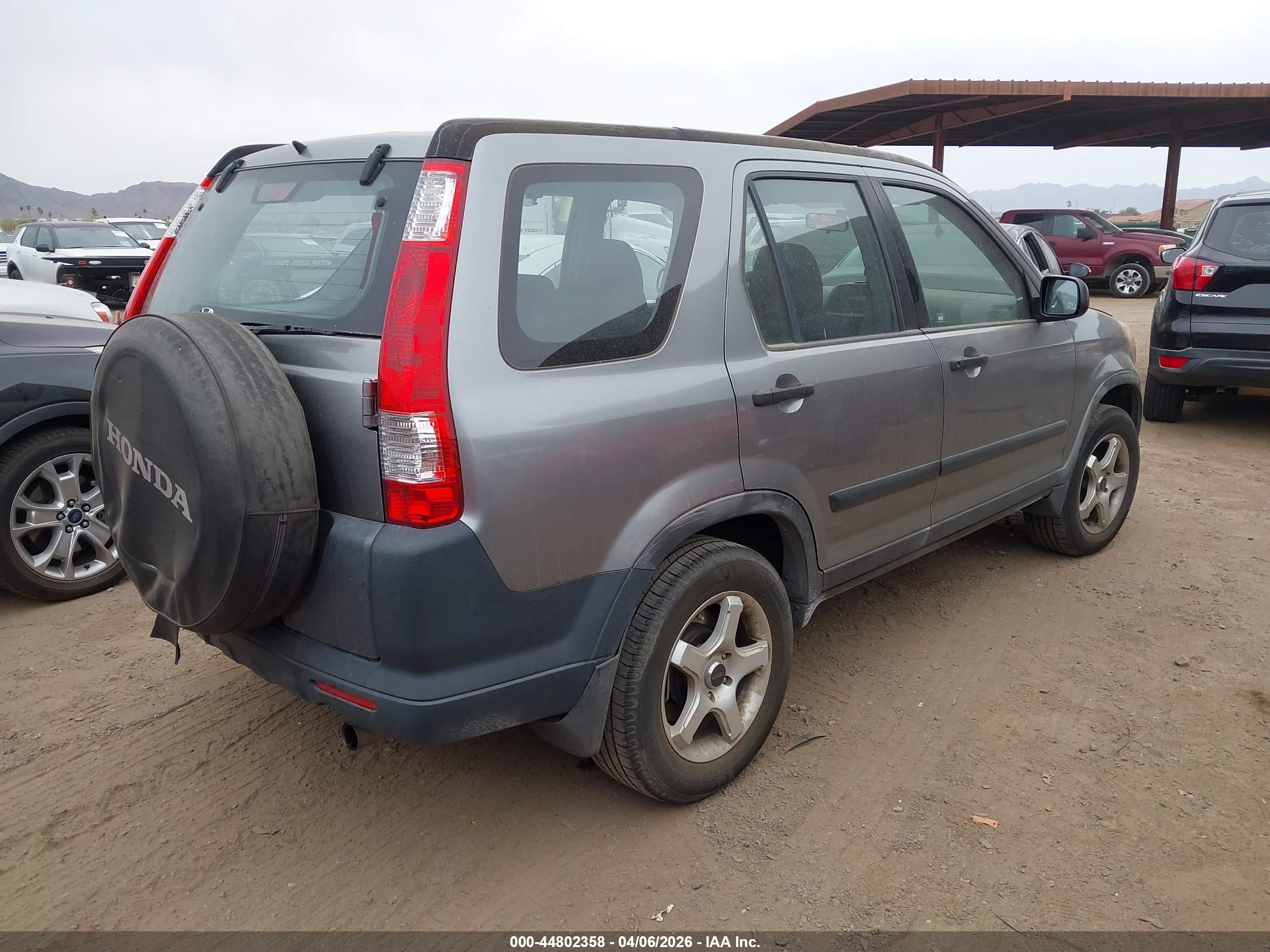 HONDA CR-V image 4